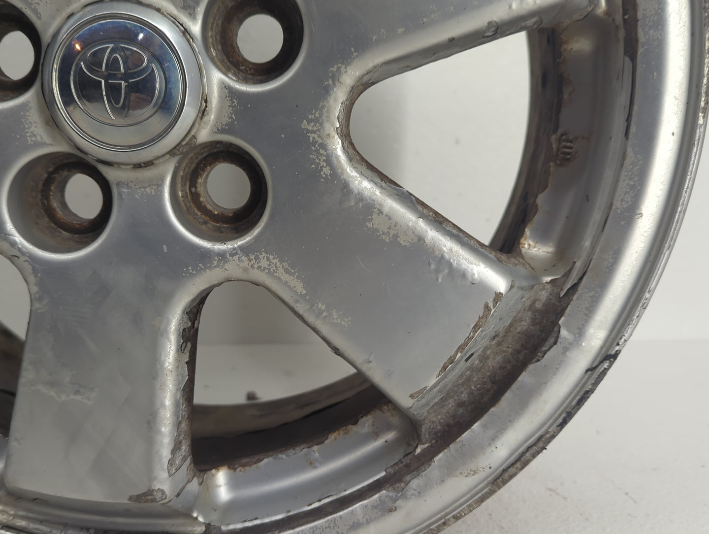 2004-2009 Toyota Prius Oem Wheel Rim 835719 - Oemusedautoparts1.com
