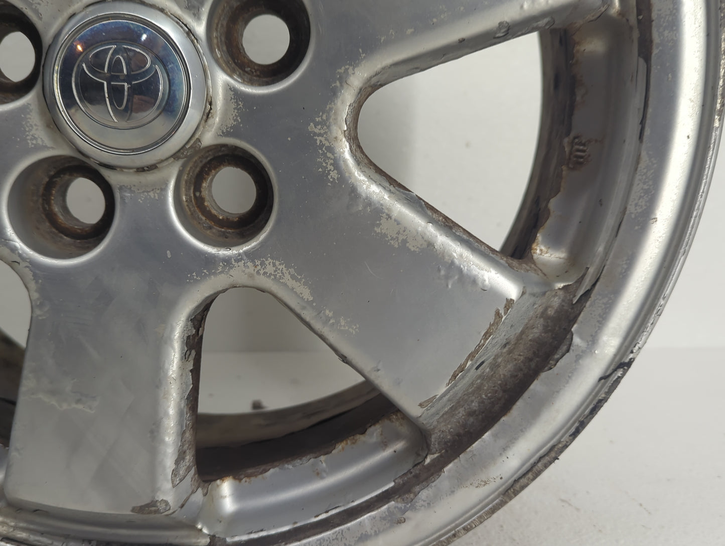 2004-2009 Toyota Prius Oem Wheel Rim 835719 - Oemusedautoparts1.com