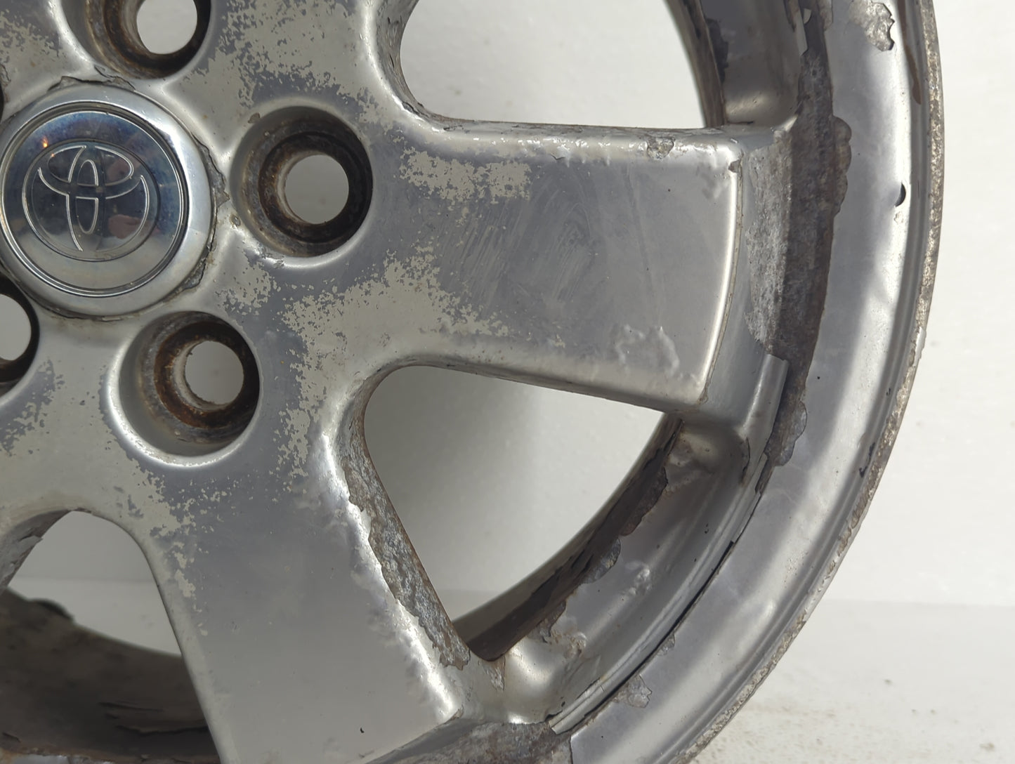 2004-2009 Toyota Prius Oem Wheel Rim 835720 - Oemusedautoparts1.com