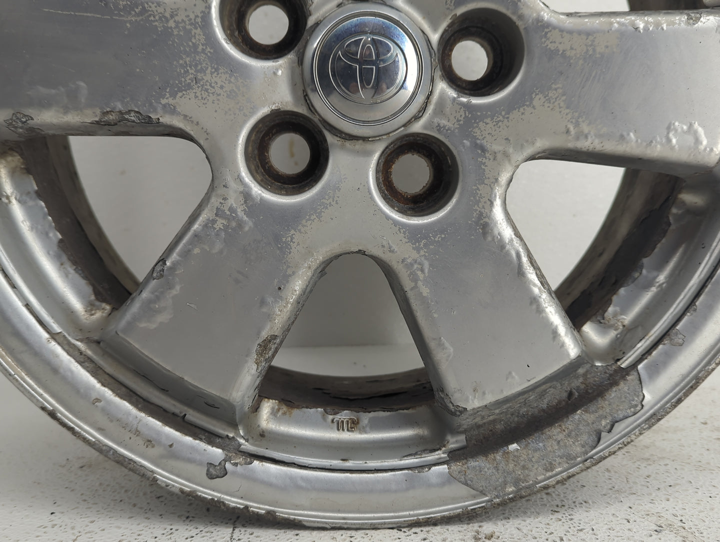2004-2009 Toyota Prius Oem Wheel Rim 835720 - Oemusedautoparts1.com