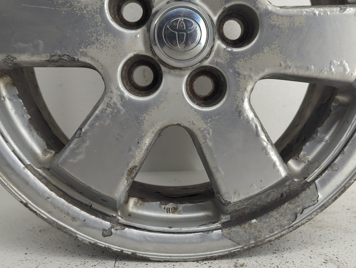 2004-2009 Toyota Prius Oem Wheel Rim 835720 - Oemusedautoparts1.com