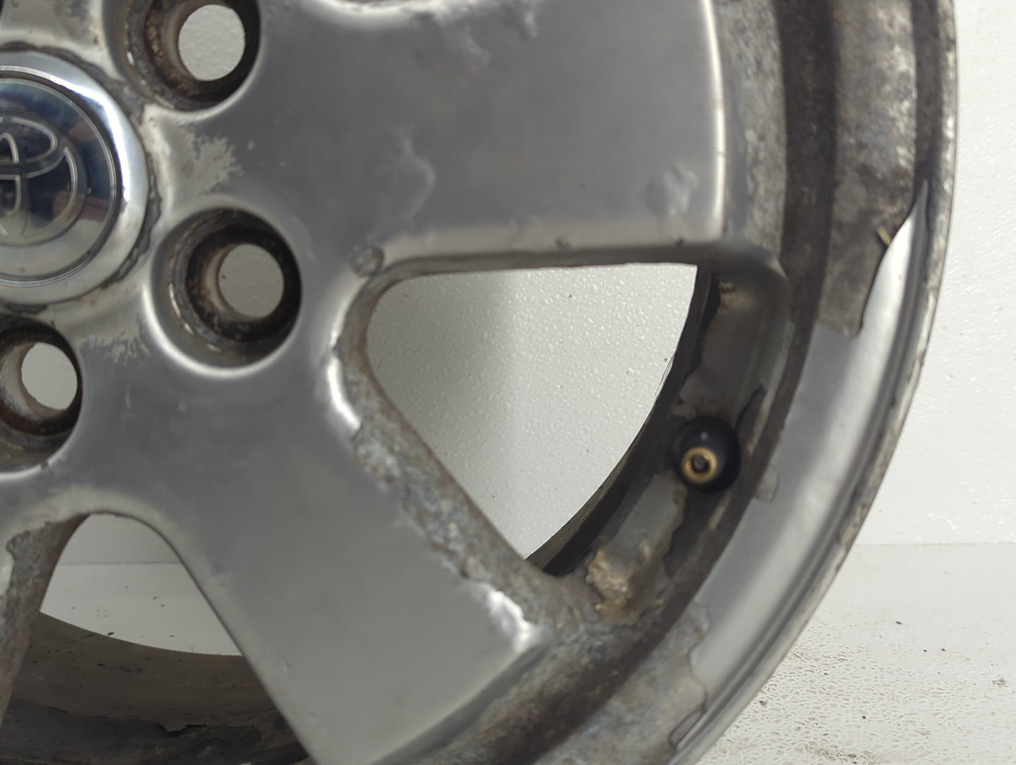 2004-2009 Toyota Prius Oem Wheel Rim 835721 - Oemusedautoparts1.com