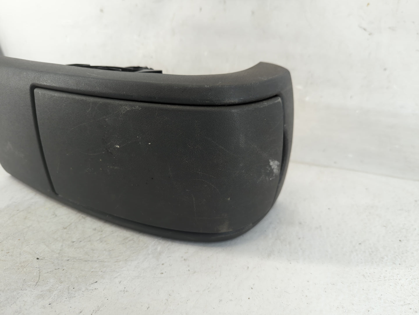 2004-2009 Toyota Prius Overhead Roof Console Interior Dome Light - Oemusedautoparts1.com