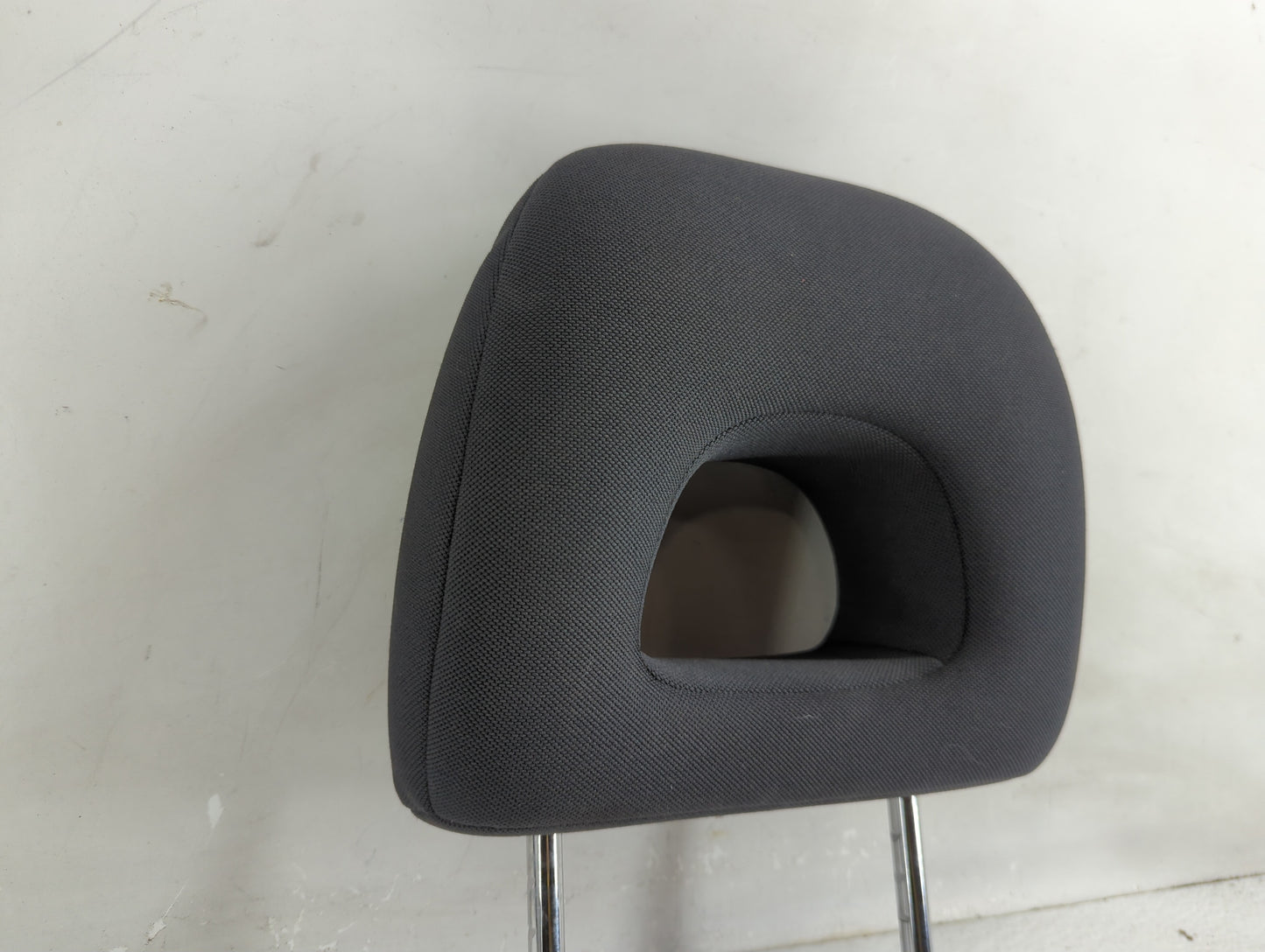 2004 Toyota Rav4 Headrest Head Rest Rear Seat Fits OEM Used Auto Parts - Oemusedautoparts1.com