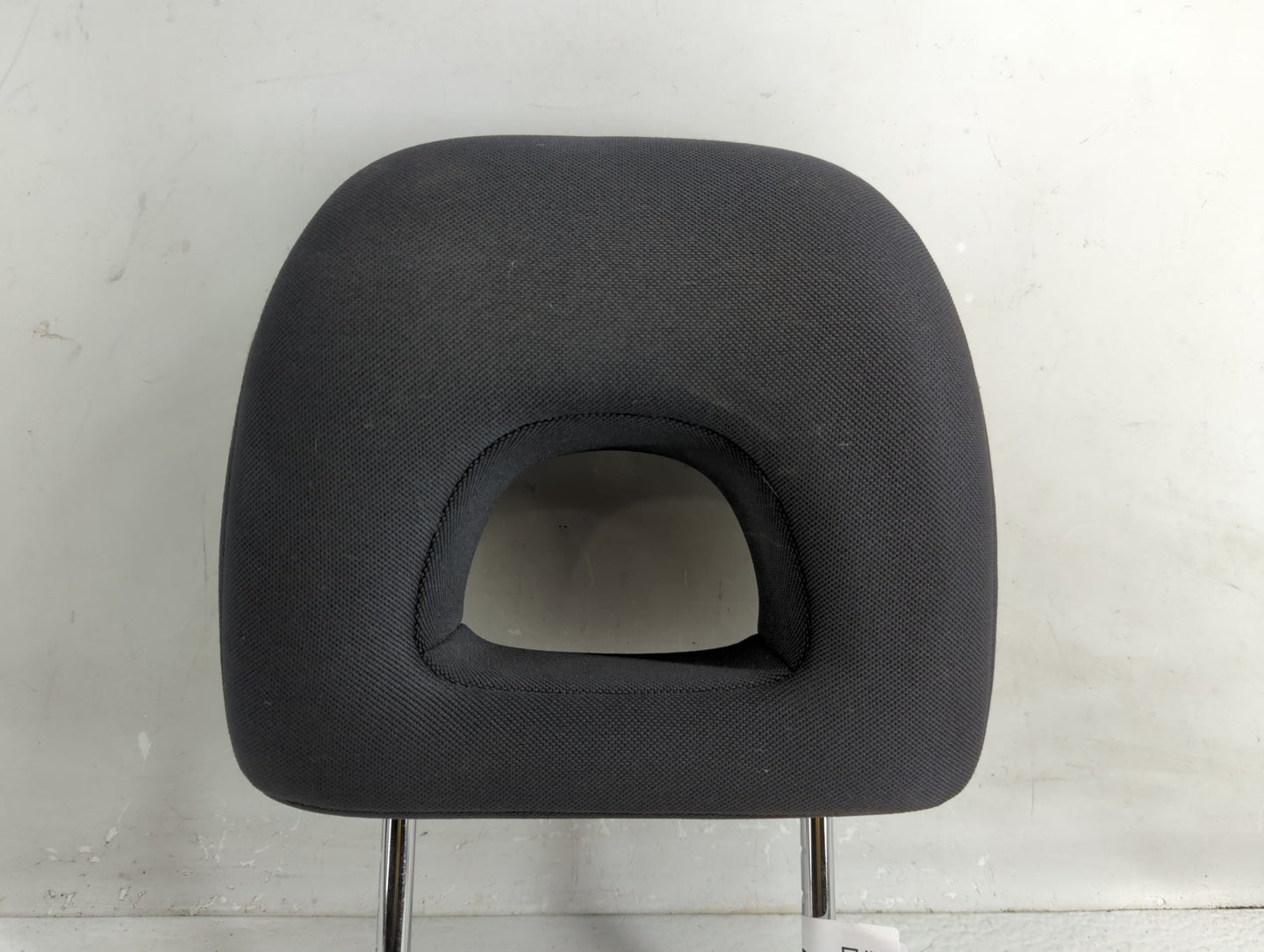 2004 Toyota Rav4 Headrest Head Rest Front Driver Passenger Seat Fits OEM Used Auto Parts - Oemusedautoparts1.com