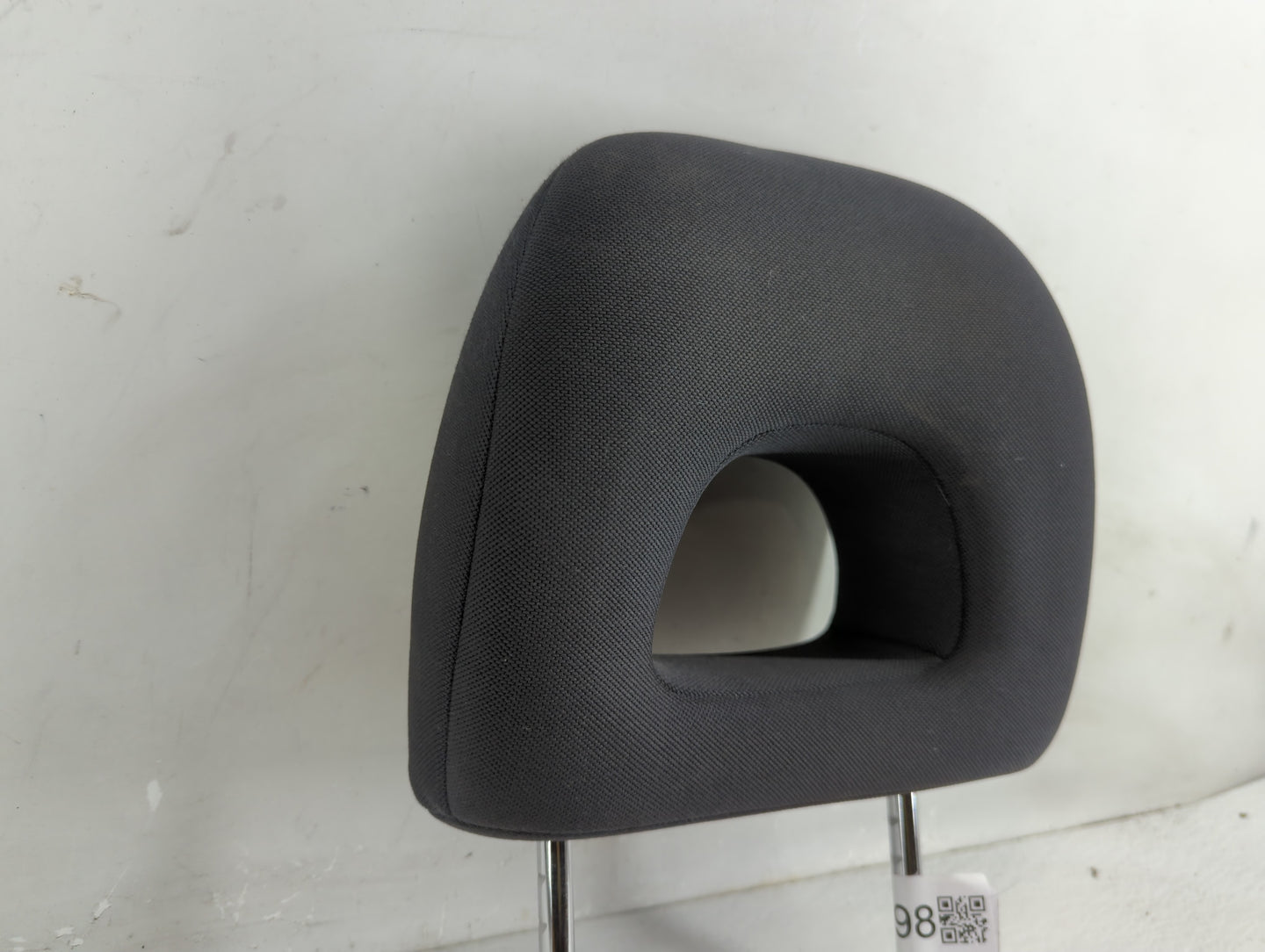 2004 Toyota Rav4 Headrest Head Rest Front Driver Passenger Seat Fits OEM Used Auto Parts - Oemusedautoparts1.com