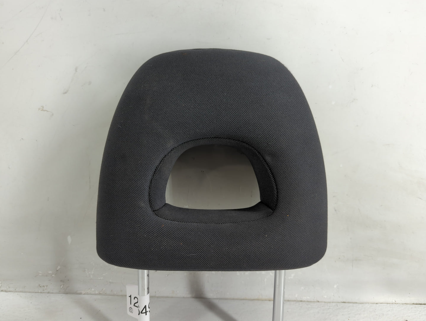 2004 Toyota Rav4 Headrest Head Rest Front Driver Passenger Seat Fits OEM Used Auto Parts - Oemusedautoparts1.com