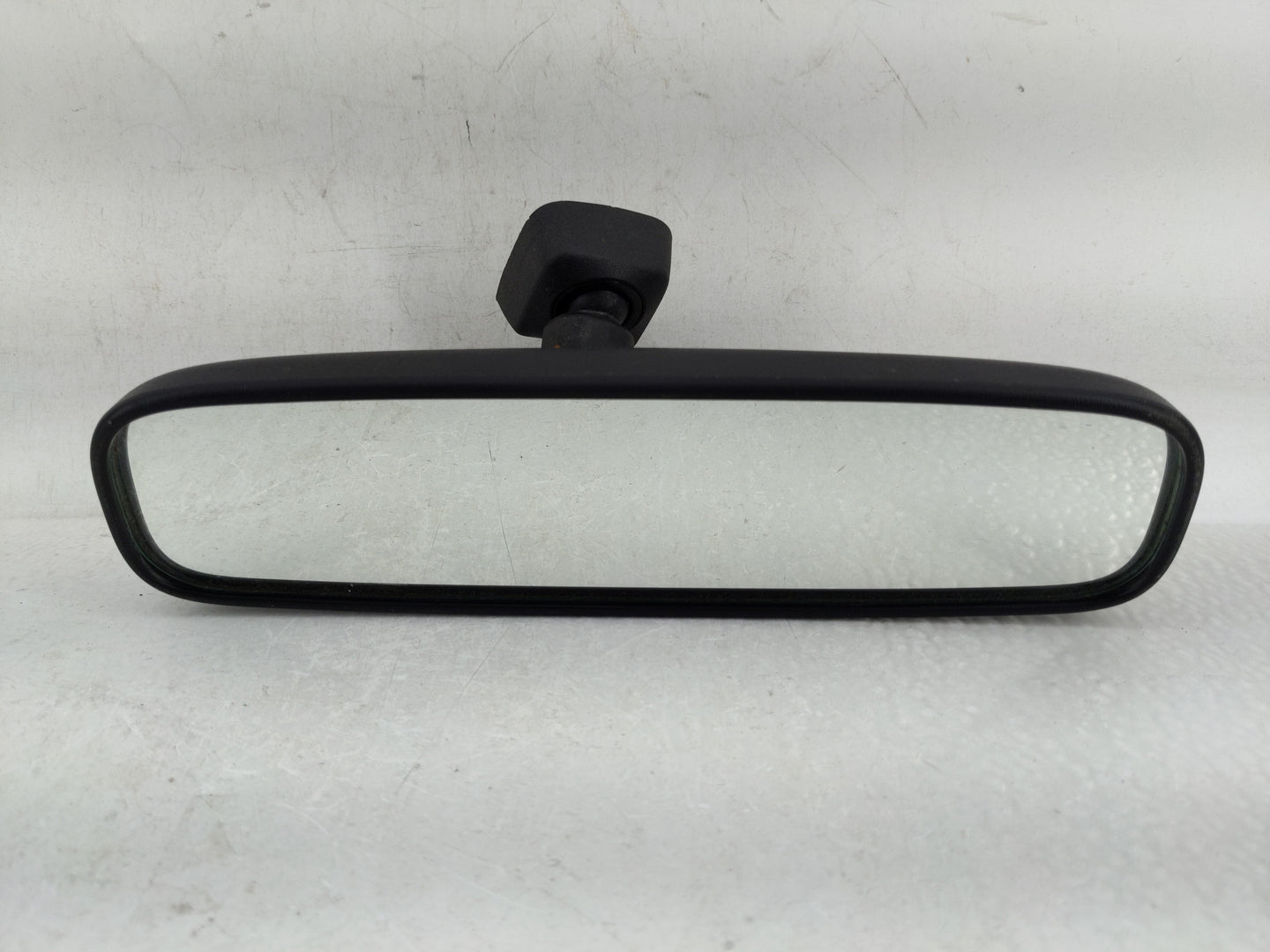 2004-2015 Toyota Rav4 Interior Rear View Mirror Replacement OEM P/N:E4012197 E8011681 Fits OEM Used Auto Parts - Oemusedauto