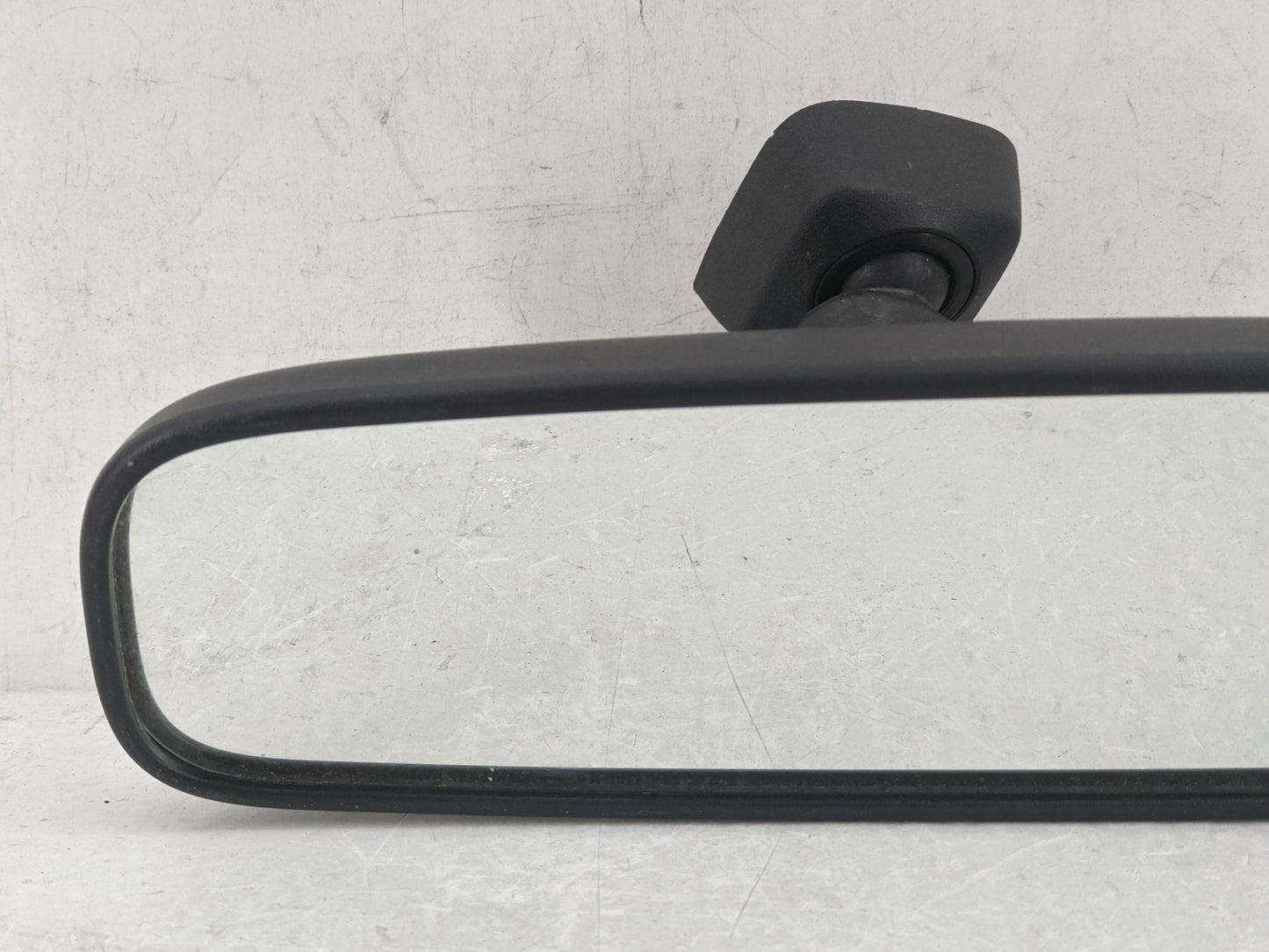 2004-2015 Toyota Rav4 Interior Rear View Mirror Replacement OEM P/N:E4012197 E8011681 Fits OEM Used Auto Parts - Oemusedauto