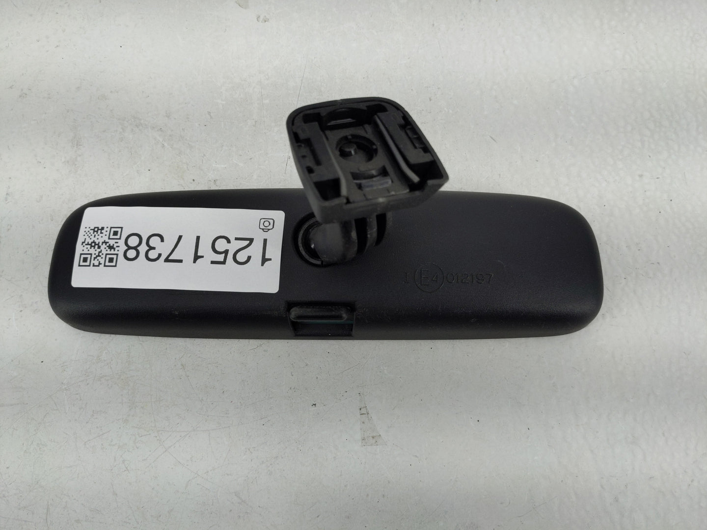 2004-2015 Toyota Rav4 Interior Rear View Mirror Replacement OEM P/N:E4012197 E8011681 Fits OEM Used Auto Parts - Oemusedauto