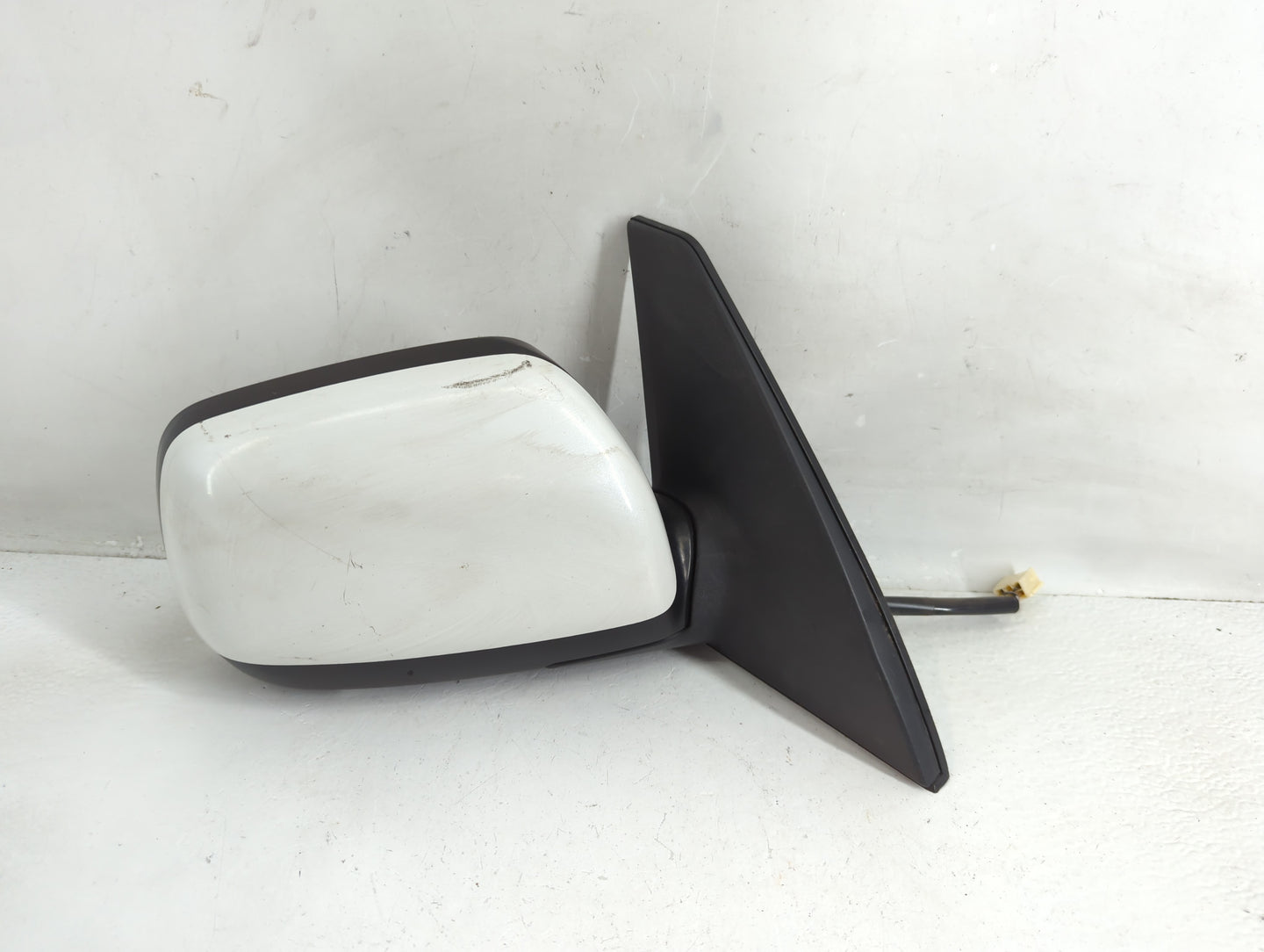 2004-2005 Toyota Rav4 Side Mirror Replacement Passenger Right View Door Mirror P/N:E4012228 Fits Fits 2004 2005 OEM Used Aut