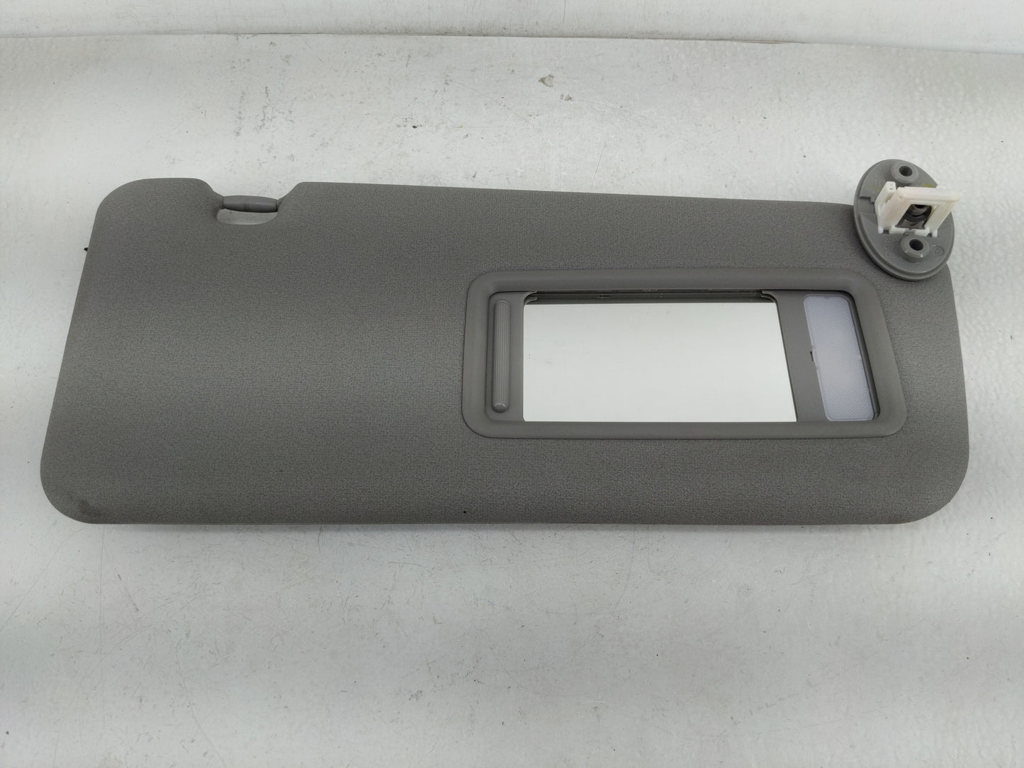 2004-2005 Toyota Rav4 Sun Visor Shade Replacement Passenger Right Mirror Fits Fits 2004 2005 OEM Used Auto Parts - Oemusedau