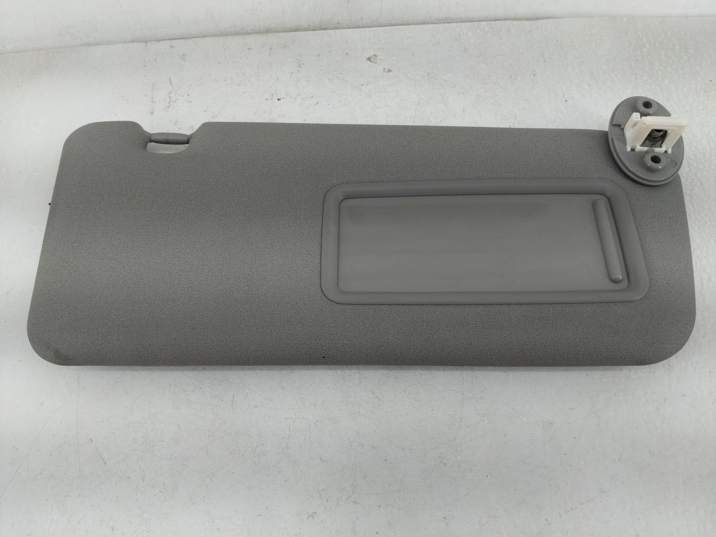 2004-2005 Toyota Rav4 Sun Visor Shade Replacement Passenger Right Mirror Fits Fits 2004 2005 OEM Used Auto Parts - Oemusedau