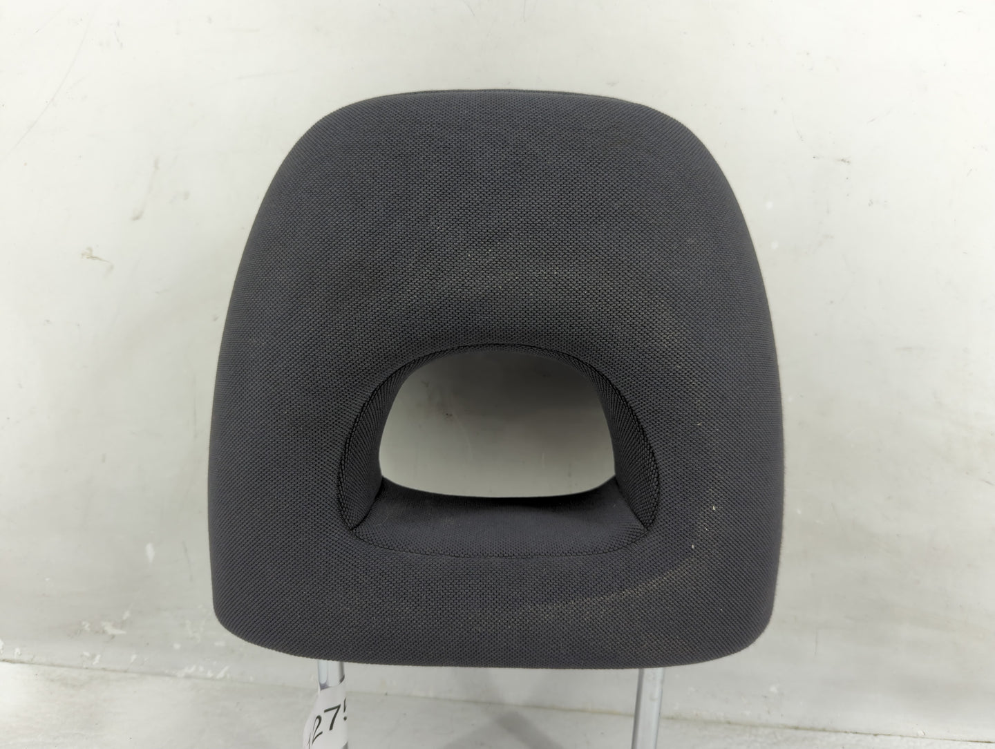 2004 Toyota Rav4 Headrest Head Rest Front Driver Passenger Seat Fits OEM Used Auto Parts - Oemusedautoparts1.com