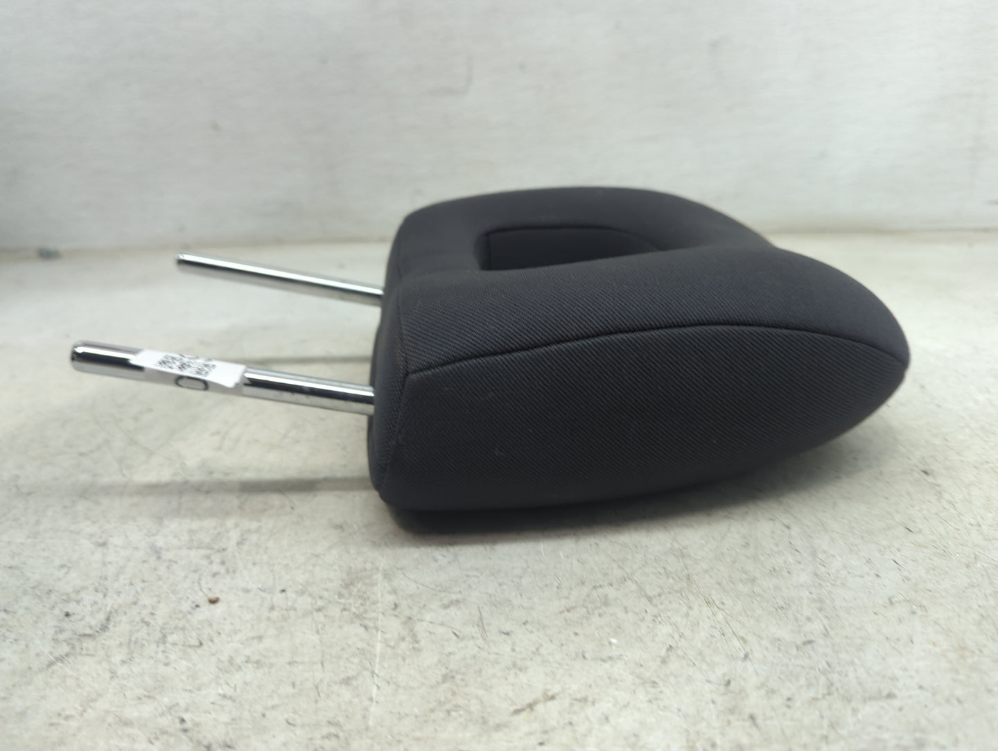 2004-2004 Toyota Rav4 Headrest Head Rest Front Driver Seat Black - Oemusedautoparts1.com
