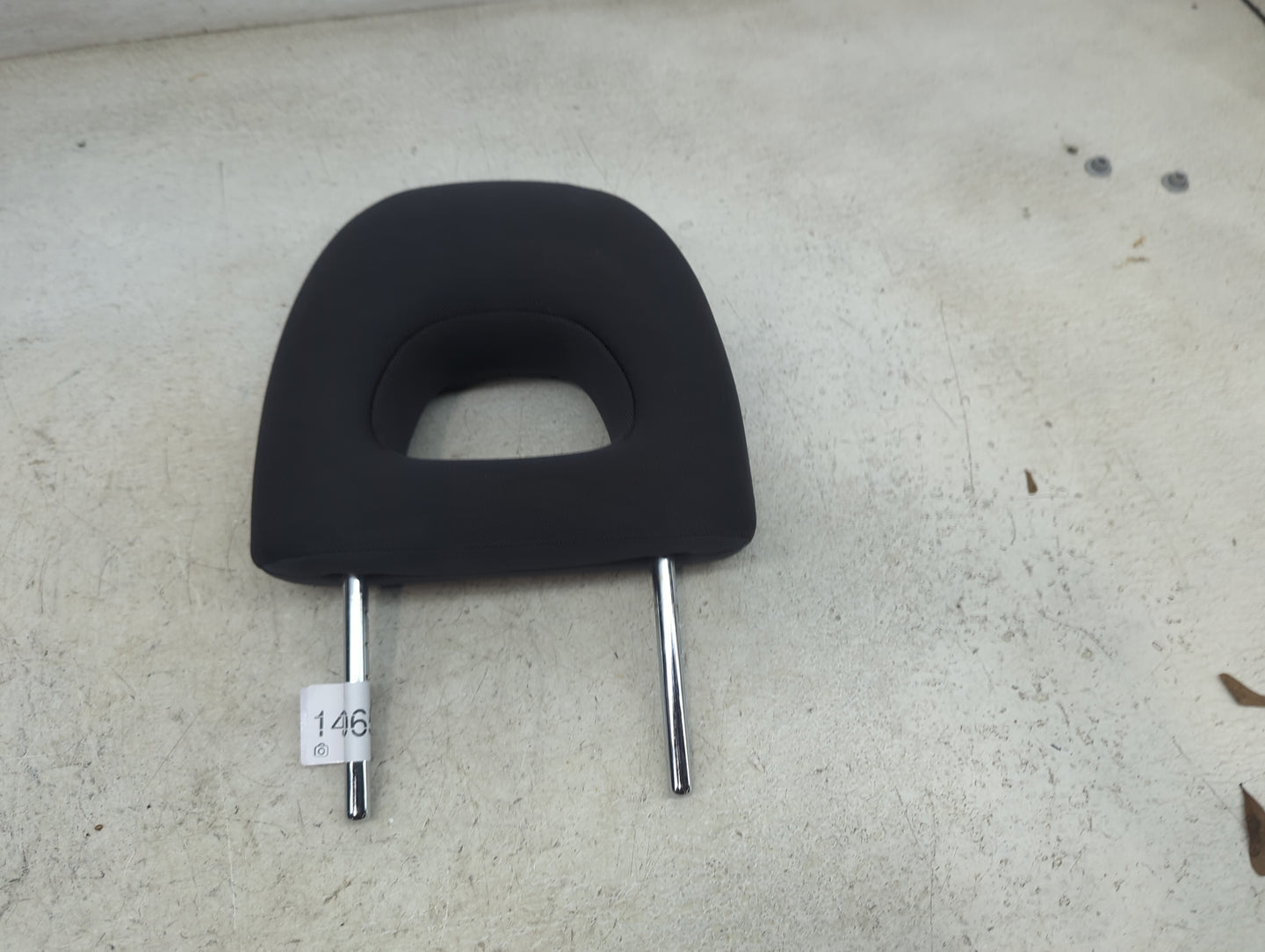 2004-2004 Toyota Rav4 Headrest Head Rest Front Driver Seat Black - Oemusedautoparts1.com