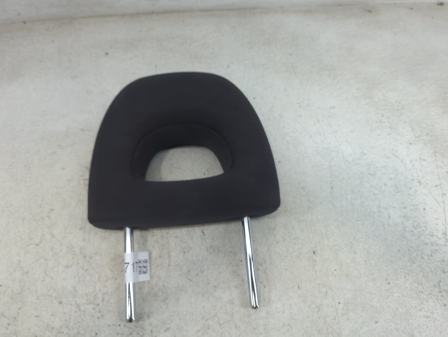 2004 Toyota Rav4 Headrest Head Rest Front Driver Passenger Seat Fits OEM Used Auto Parts - Oemusedautoparts1.com