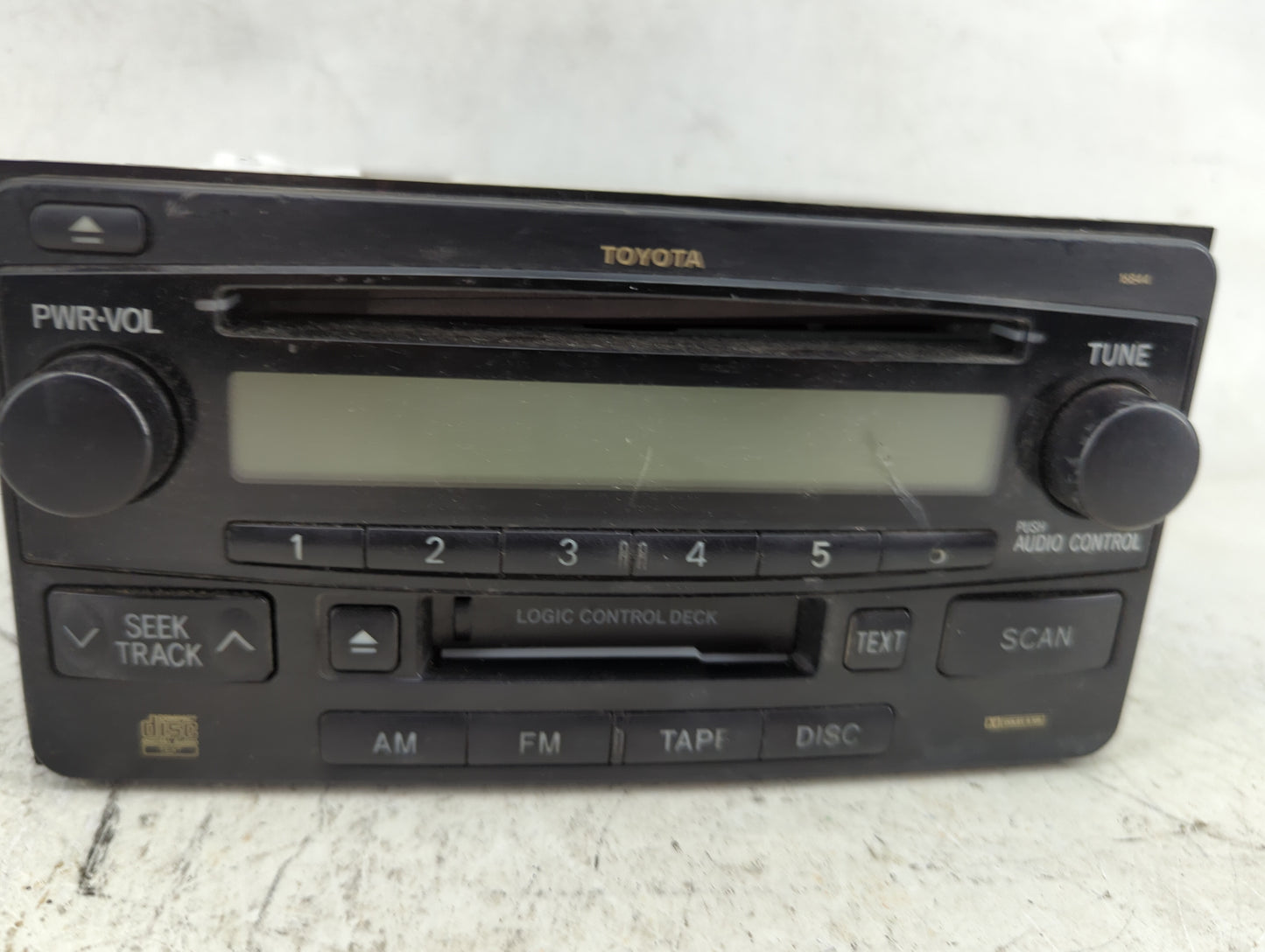 2003-2005 Toyota Rav4 Radio AM FM Cd Player Receiver Replacement P/N:16844 Fits Fits 2003 2004 2005 OEM Used Auto Parts - Oe