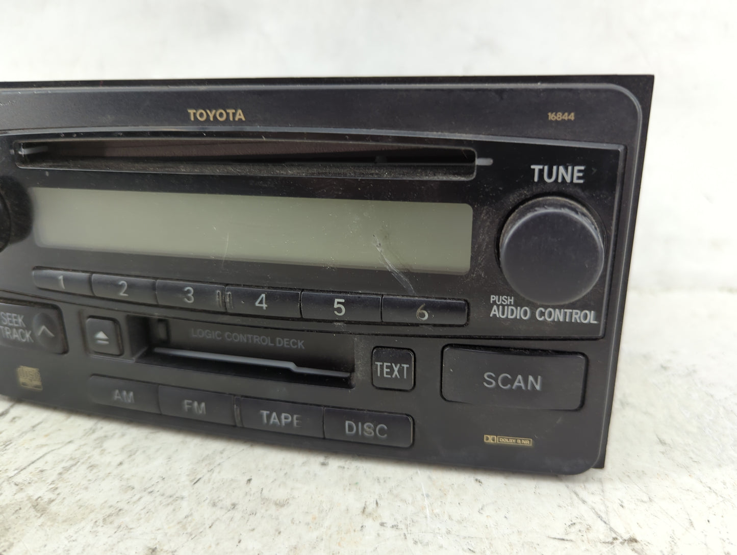 2003-2005 Toyota Rav4 Radio AM FM Cd Player Receiver Replacement P/N:16844 Fits Fits 2003 2004 2005 OEM Used Auto Parts - Oe
