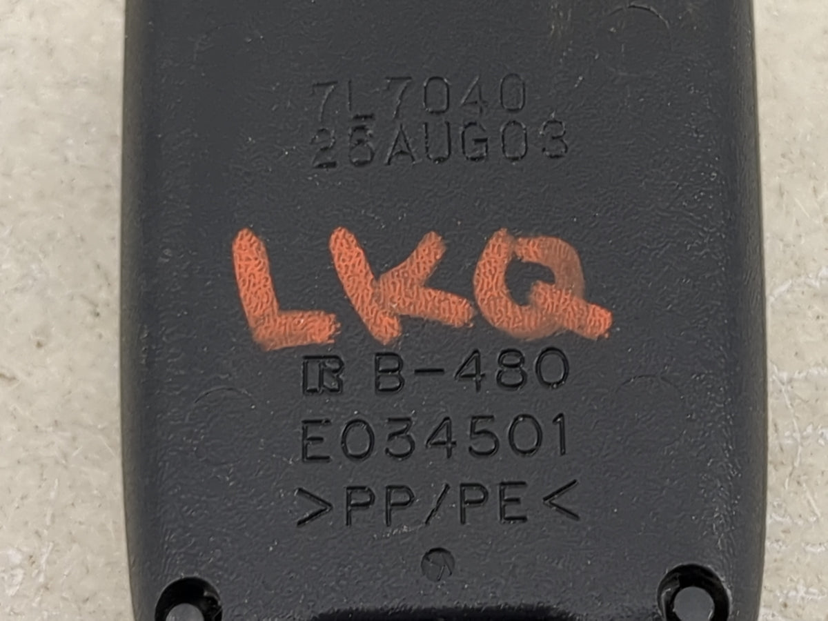 2004-2005 Toyota Rav4 Passenger Front Seatbelt Buckle - Oemusedautoparts1.com