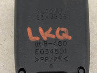 2004-2005 Toyota Rav4 Passenger Front Seatbelt Buckle - Oemusedautoparts1.com