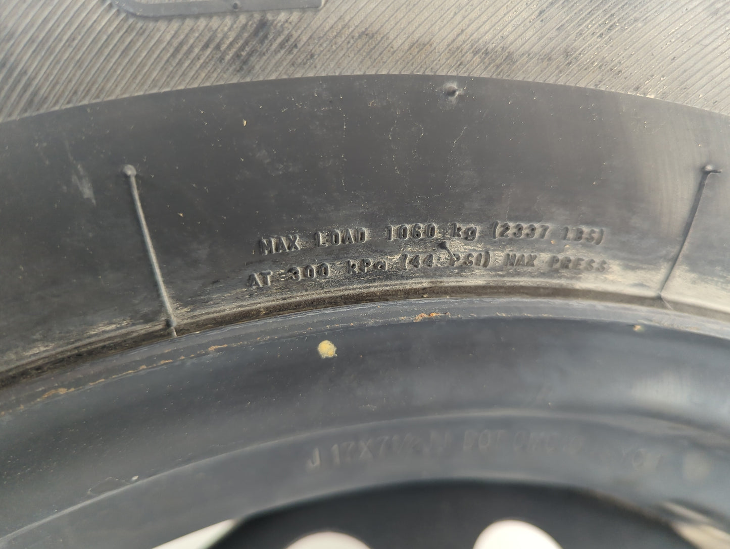 2004 Toyota Sequoia Spare Donut Tire Wheel Rim Oem - Oemusedautoparts1.com