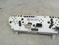 2001-2004 Toyota Sequoia Instrument Cluster Speedometer Gauges P/N:83800-0 69555-731 Miles: Fits Fits 2001 2002 2003 2004 OE