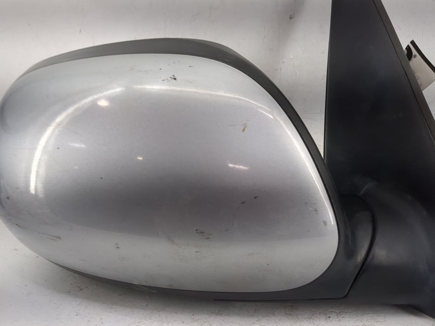 2001-2007 Toyota Sequoia Passenger Side View Mirror - Right Door Mirror OEM Used - Oemusedautoparts1.com