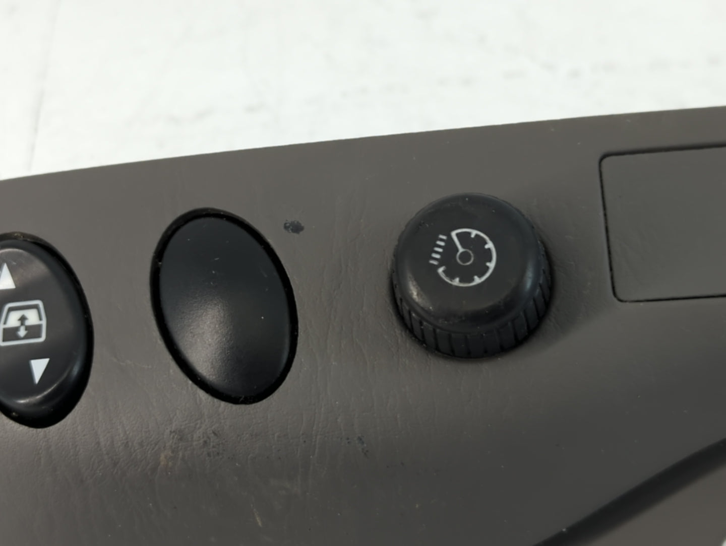 2004 Sequoia SEQUOIA DASH BEZEL CRUISE CONTROL DIMMER SWITCH PANEL OEMUI47416 - Oemusedautoparts1.com