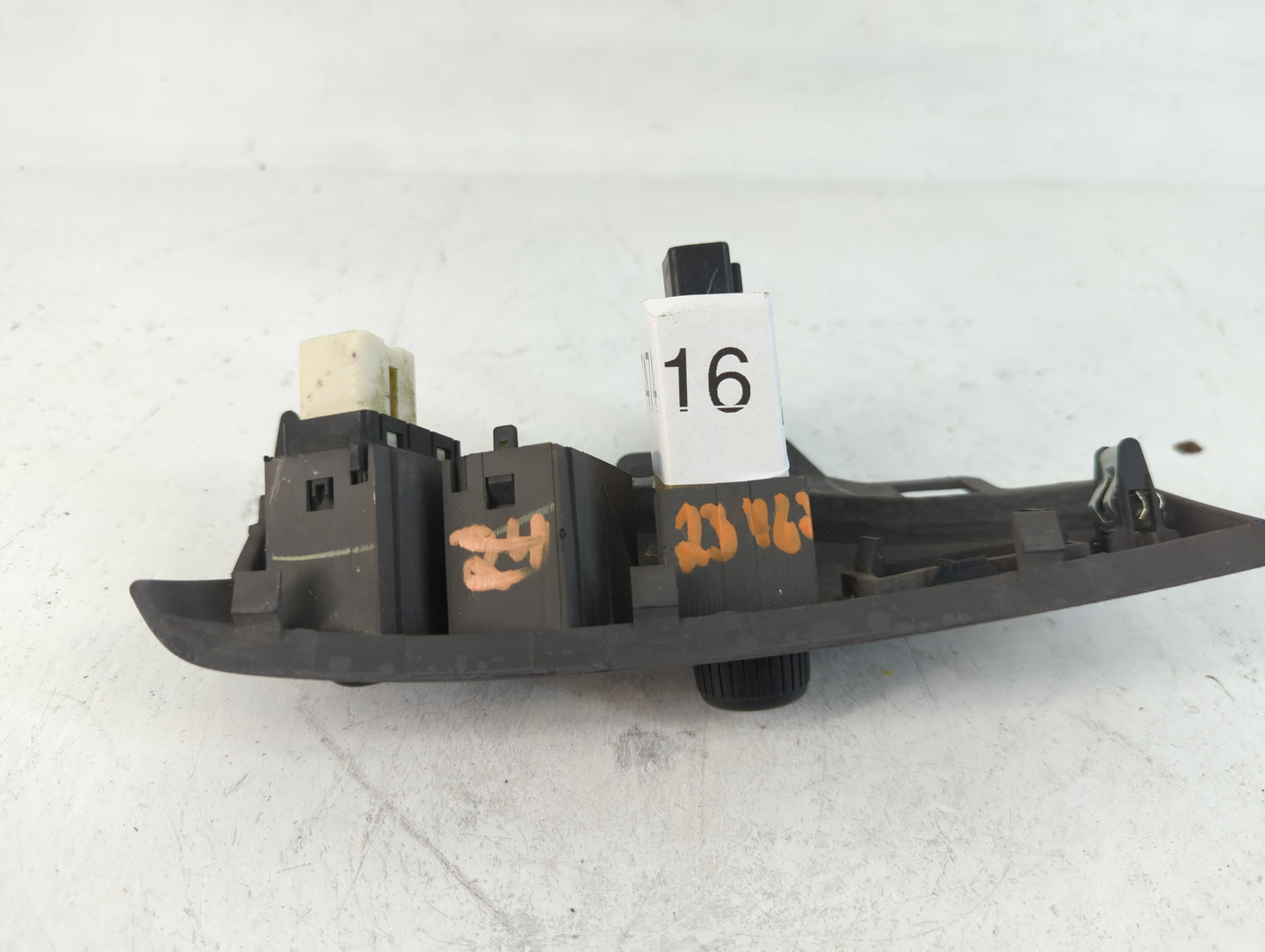 2004 Sequoia SEQUOIA DASH BEZEL CRUISE CONTROL DIMMER SWITCH PANEL OEMUI47416 - Oemusedautoparts1.com