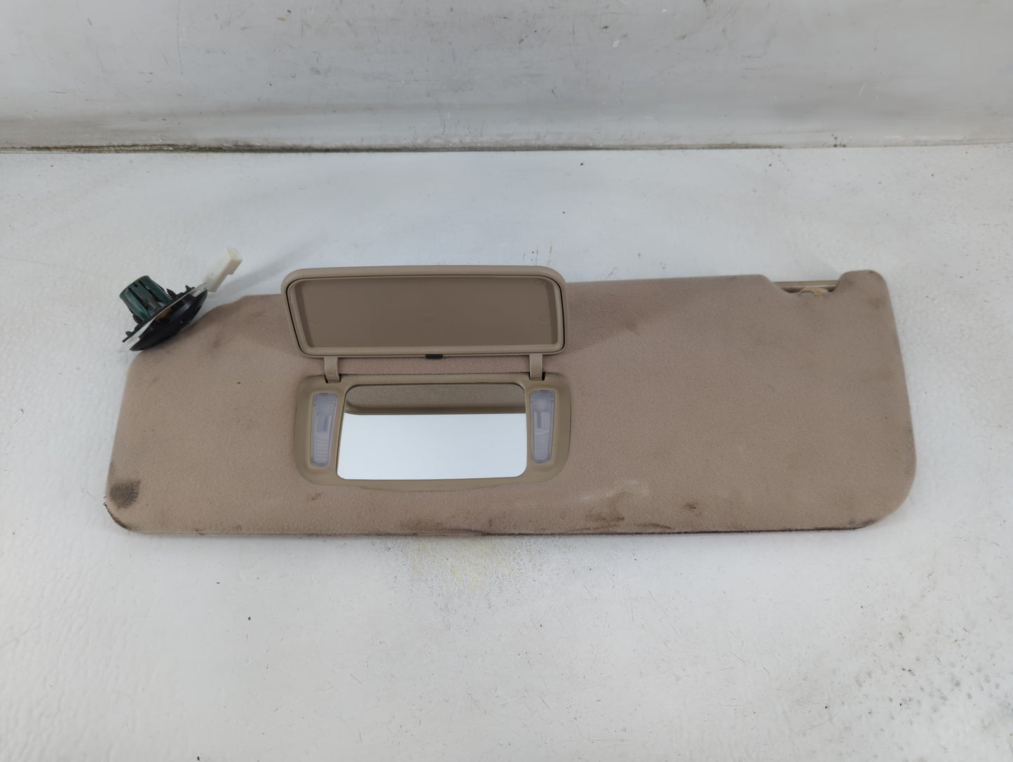 2004 Toyota Sienna Sun Visor Shade Replacement Passenger Right Mirror Fits OEM Used Auto Parts - Oemusedautoparts1.com