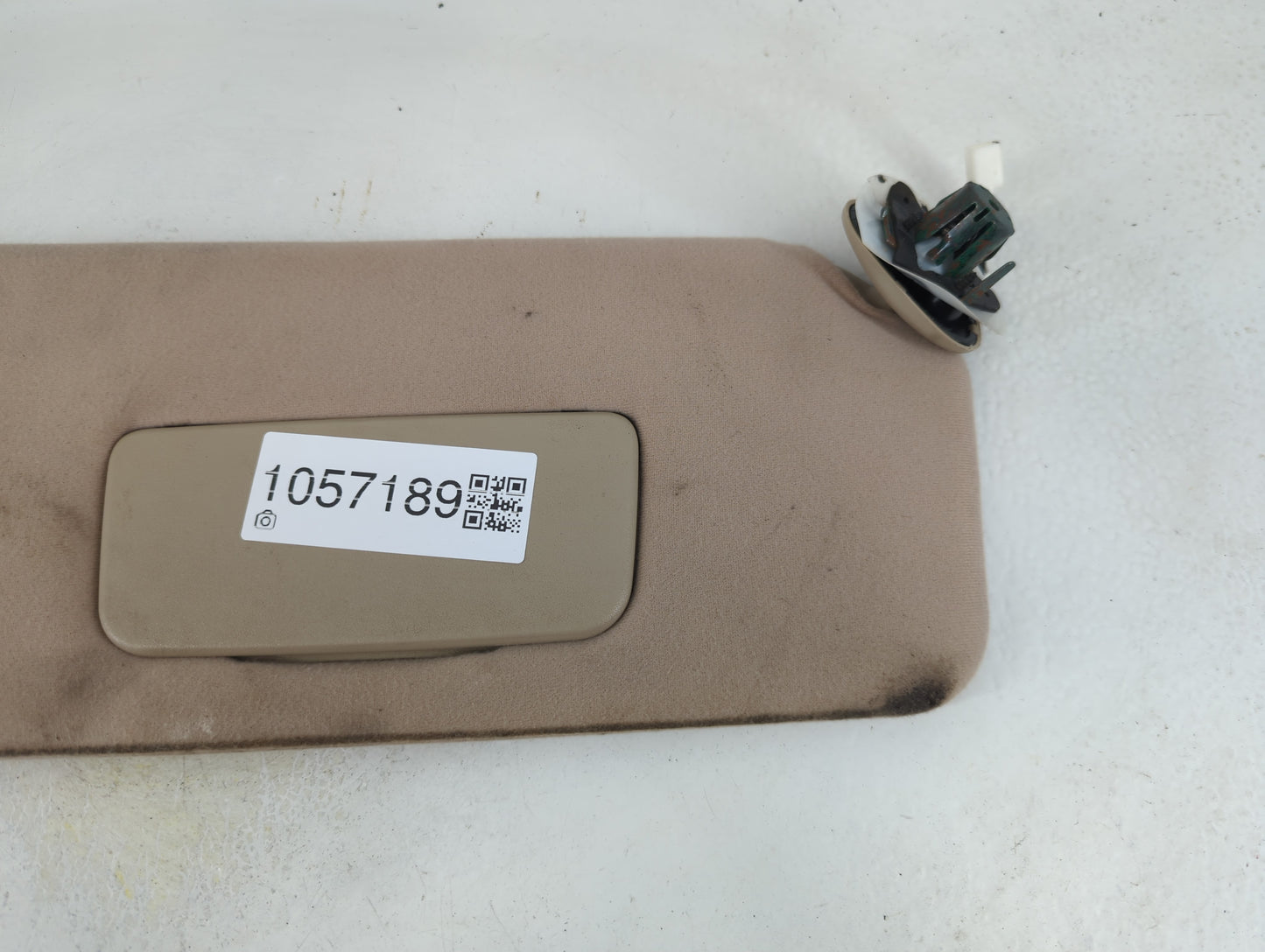 2004 Toyota Sienna Sun Visor Shade Replacement Driver Left Mirror Fits OEM Used Auto Parts - Oemusedautoparts1.com