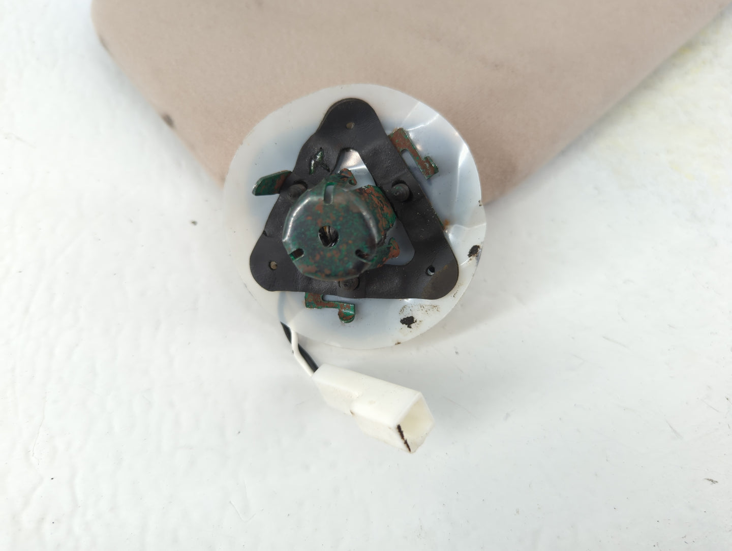 2004 Toyota Sienna Sun Visor Shade Replacement Driver Left Mirror Fits OEM Used Auto Parts - Oemusedautoparts1.com