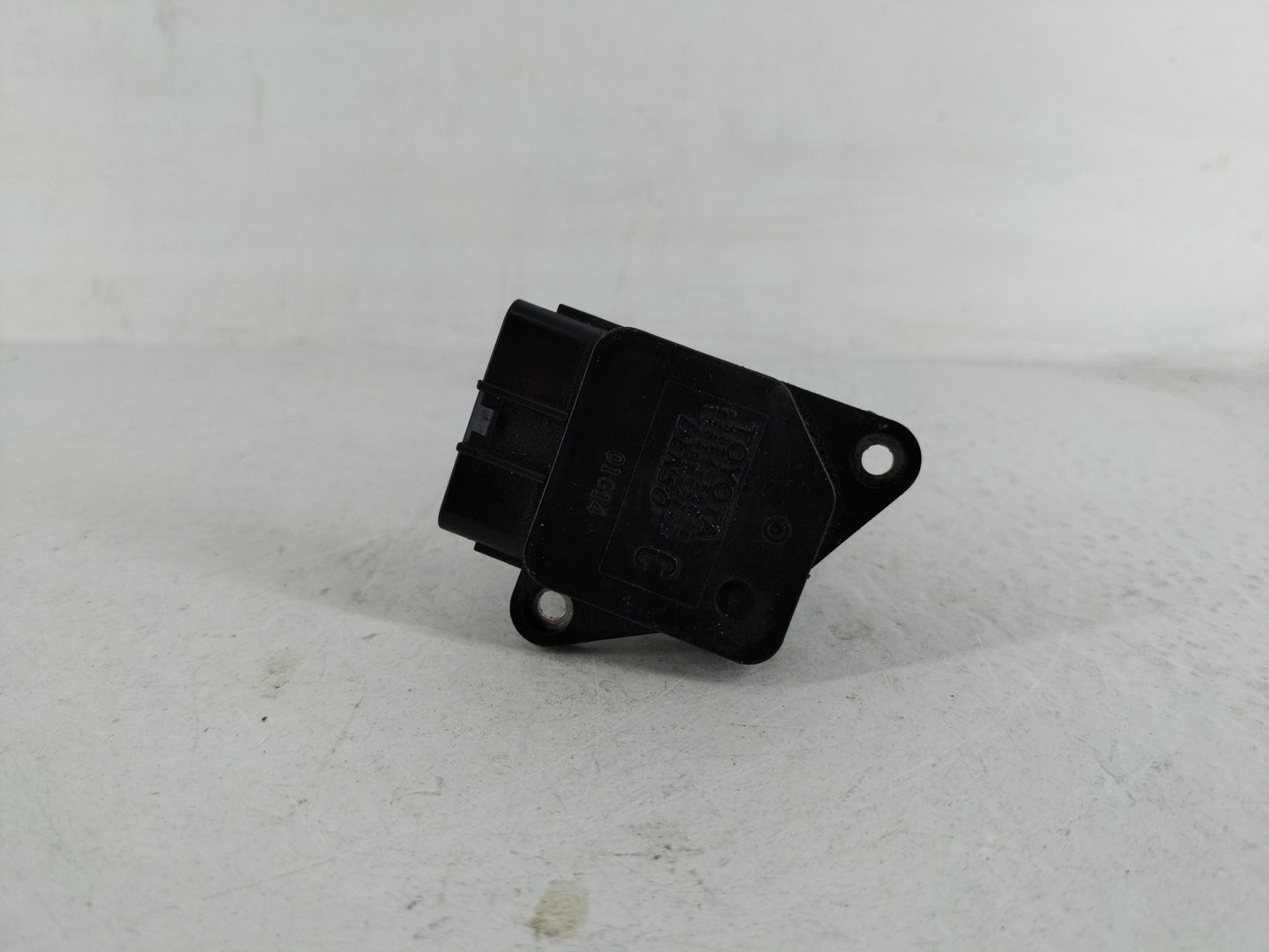 2004-2006 Toyota Sienna Mass Air Flow Meter Maf - Oemusedautoparts1.com