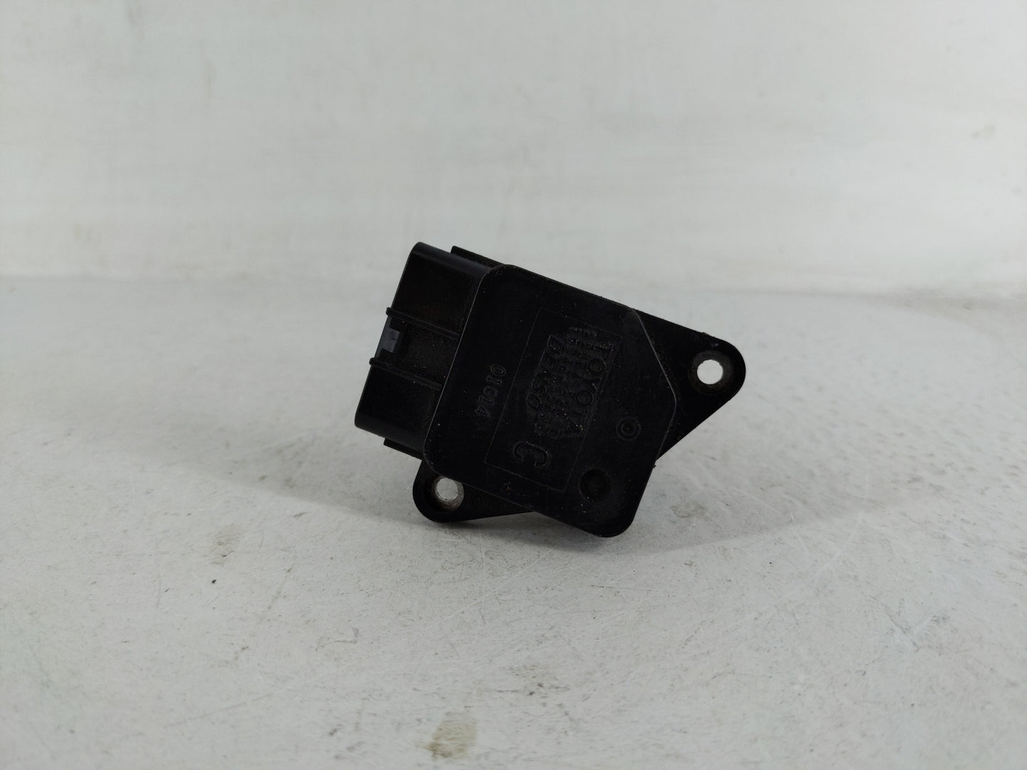 2004-2006 Toyota Sienna Mass Air Flow Meter Maf - Oemusedautoparts1.com