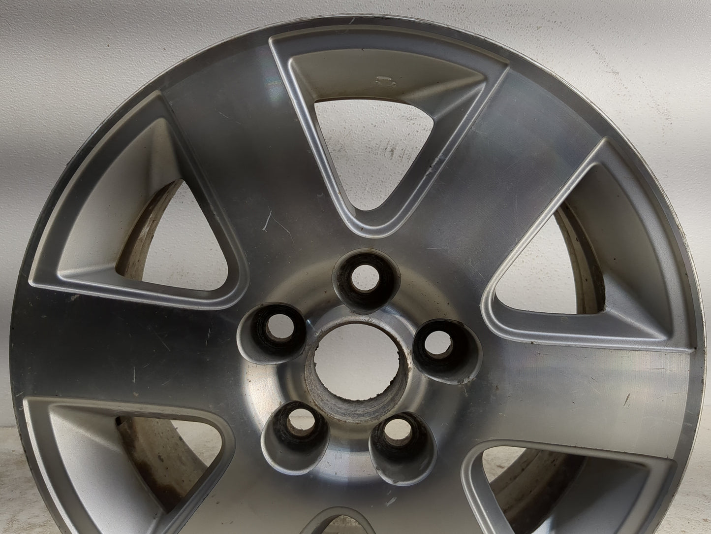 2004-2010 Toyota Sienna Oem Wheel Rim - Oemusedautoparts1.com