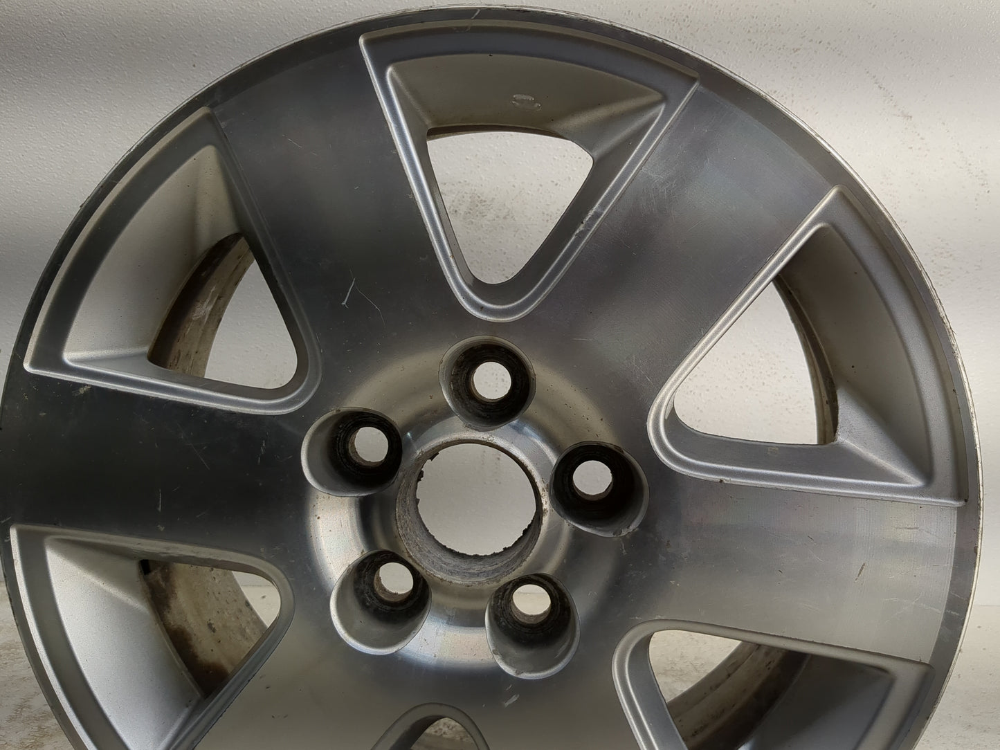 2004-2010 Toyota Sienna Oem Wheel Rim - Oemusedautoparts1.com