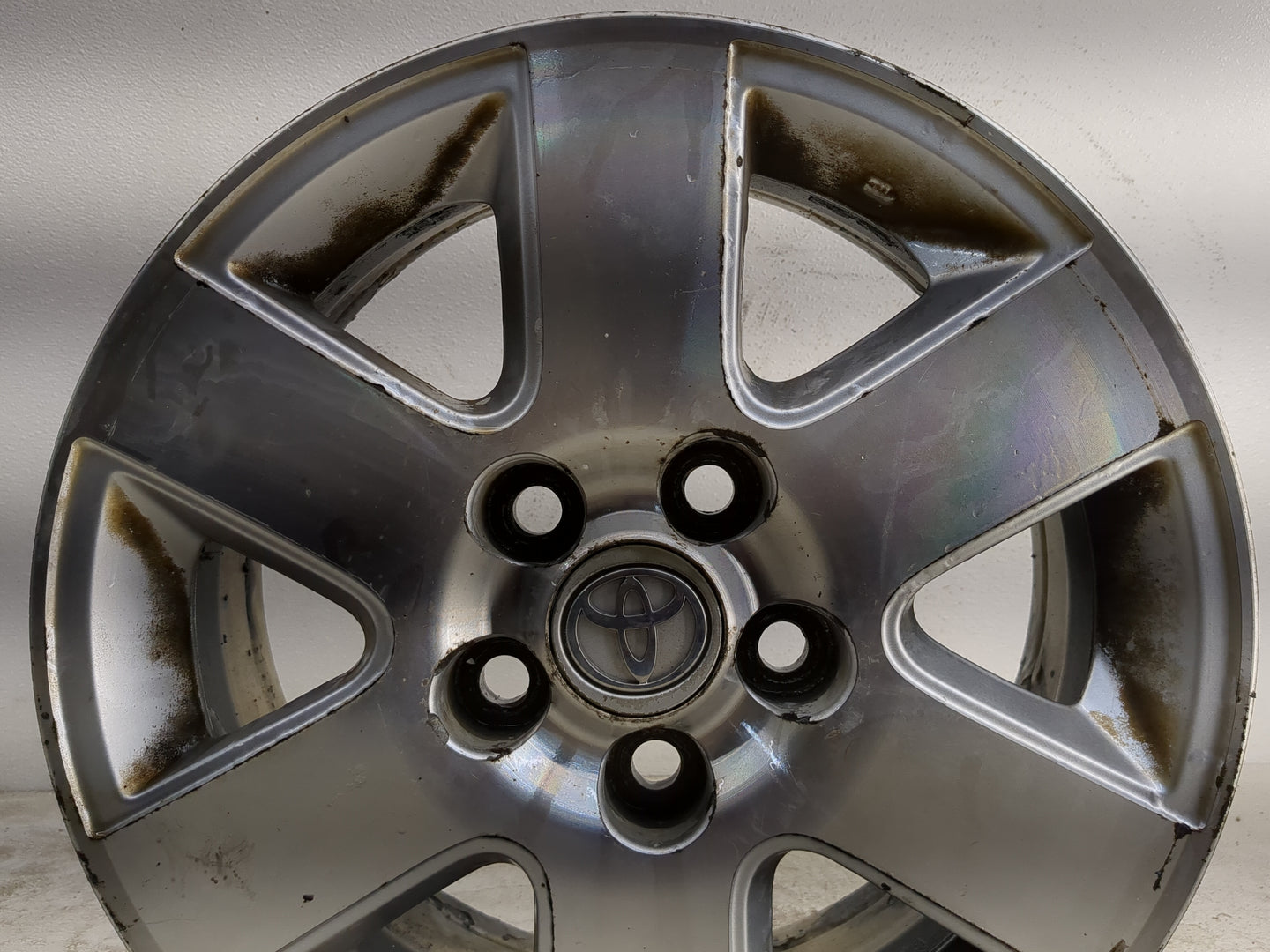 2004-2010 Toyota Sienna Oem Wheel Rim - Oemusedautoparts1.com