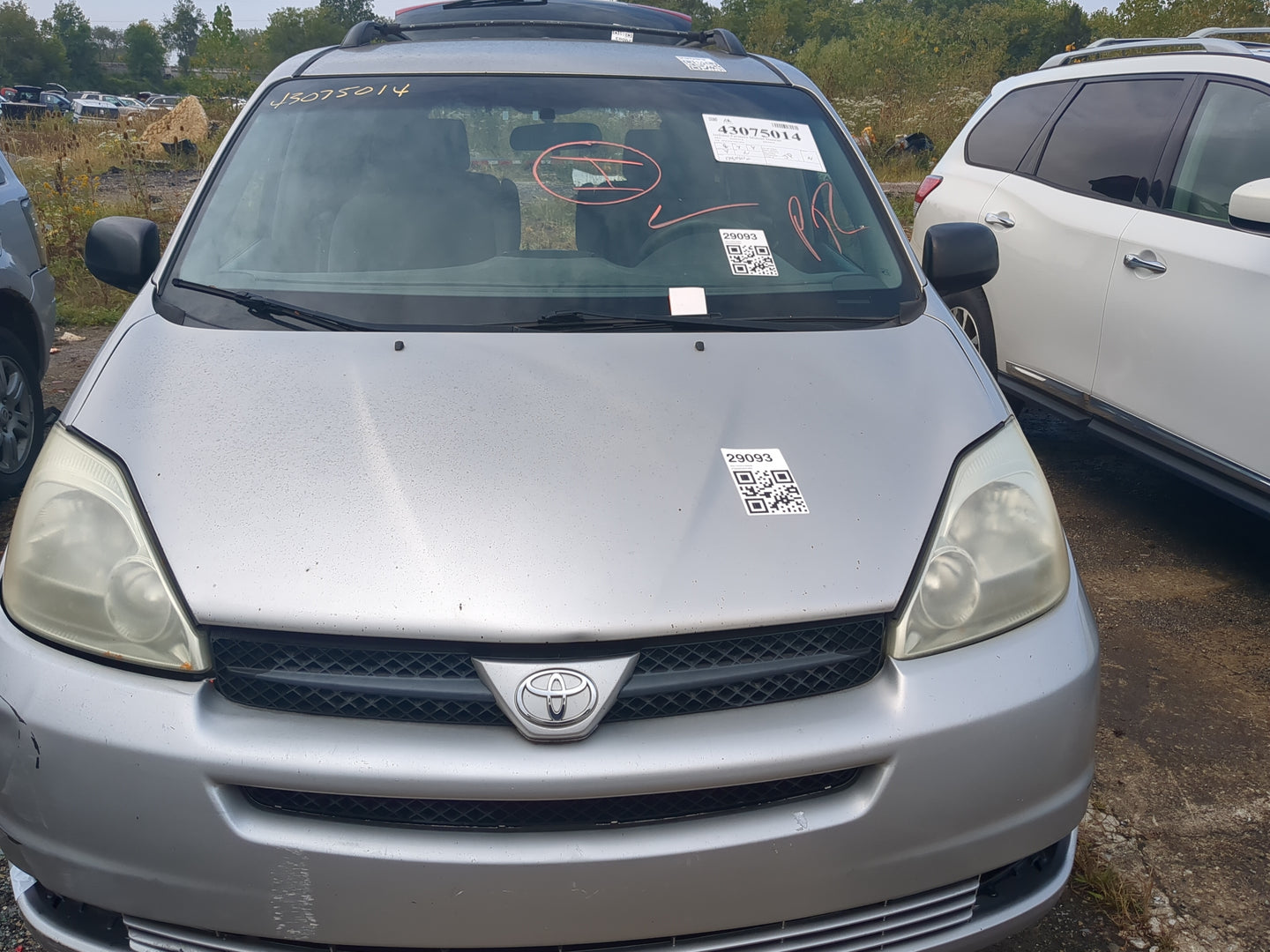 2004-2010 Toyota Sienna Hood Oem - Oemusedautoparts1.com