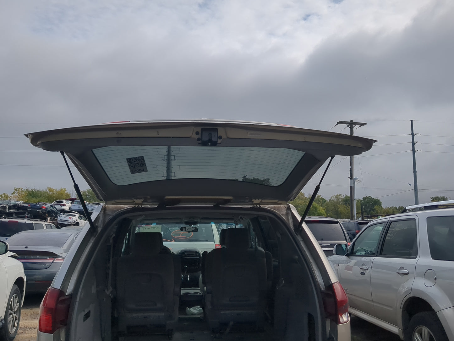 2004-2010 Toyota Sienna Trunk/decklid/hatch/tailgate Oem 1169968 - Oemusedautoparts1.com