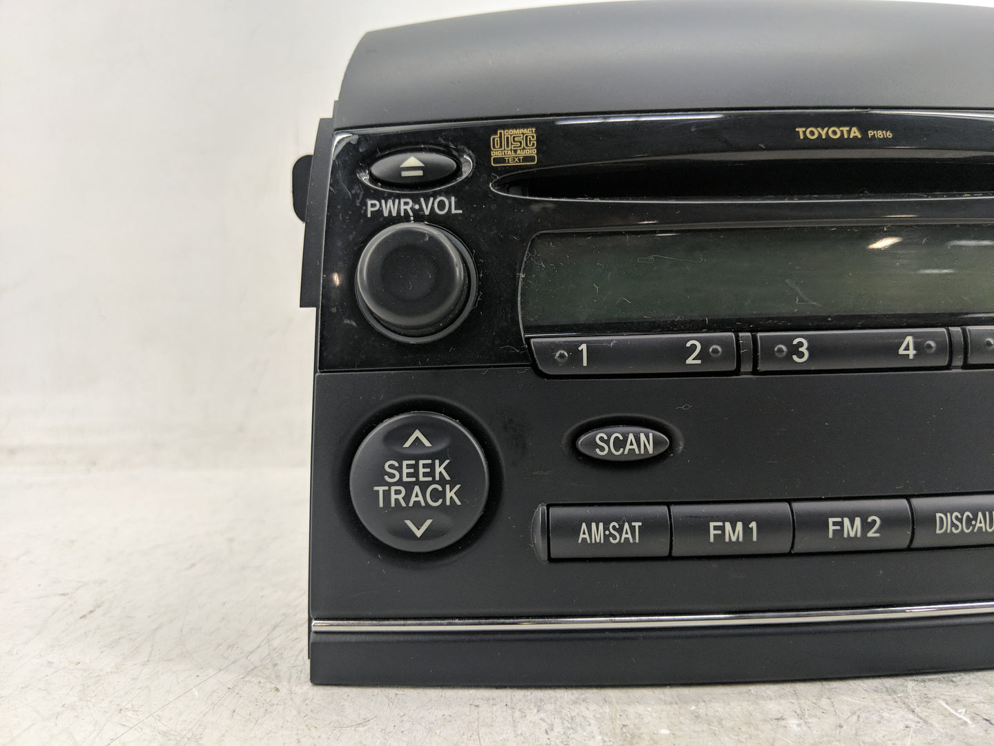 2004 Toyota Sienna Radio AM FM Cd Player Receiver Replacement P/N:86120-AE062 Fits OEM Used Auto Parts - Oemusedautoparts1.c