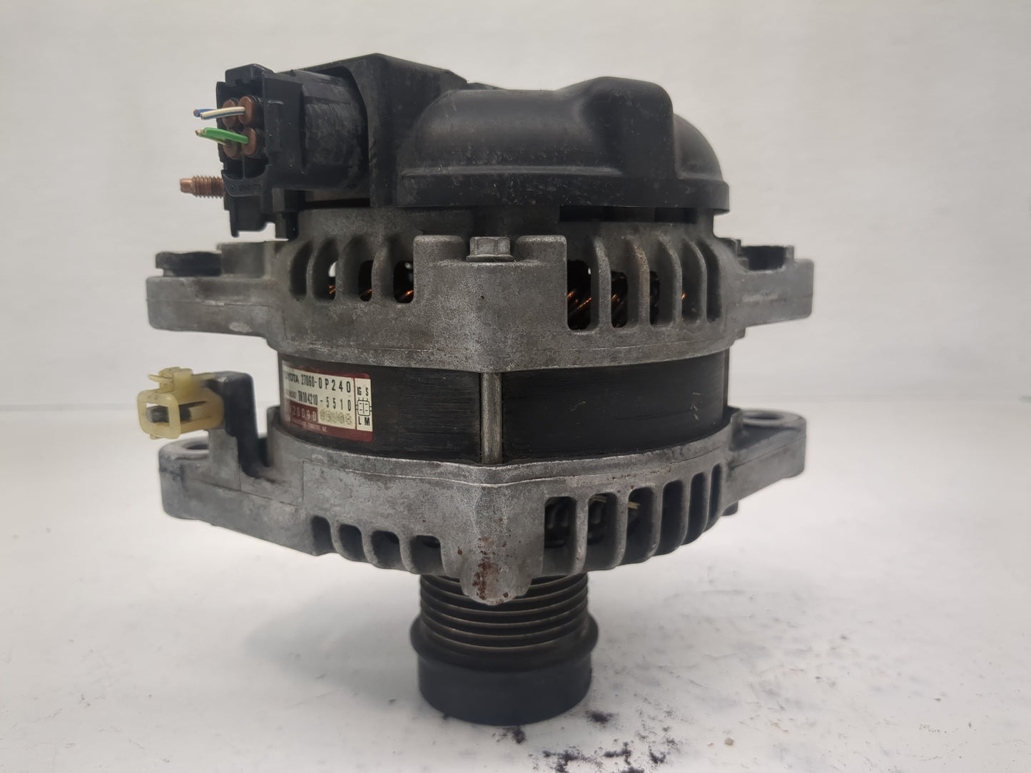 2004-2005 Toyota Sienna Alternator Replacement Generator Charging Assembly Engine OEM P/N:27060-0A110 27060-20270 Fits OEM U