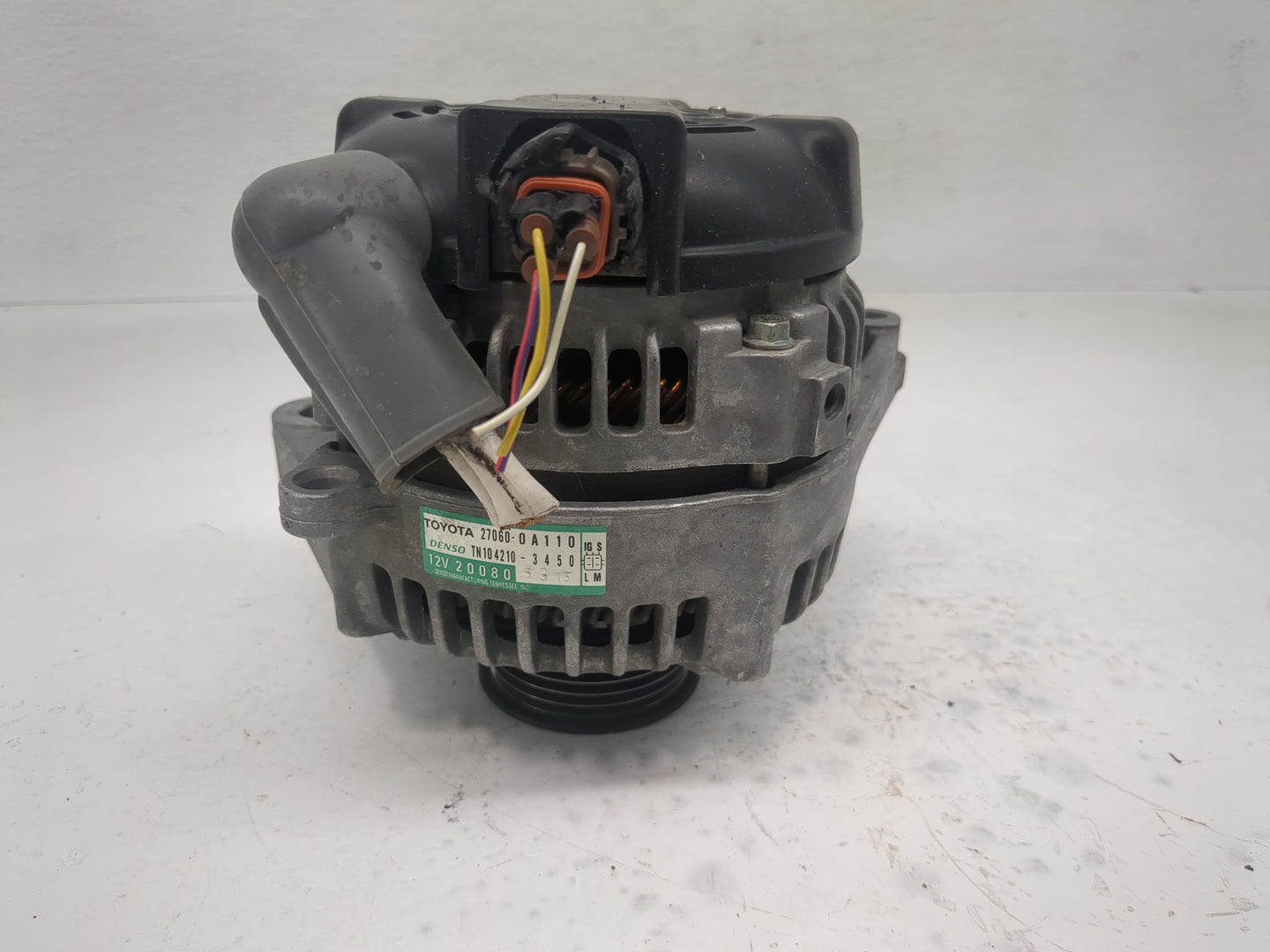 2004-2005 Toyota Sienna Alternator Replacement Generator Charging Assembly Engine OEM P/N:27060-0A110 27060-20270 Fits OEM U
