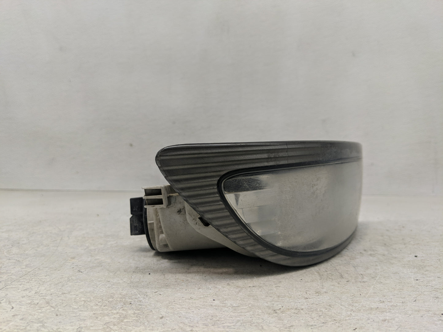 2004-2005 Toyota Sienna Passenger Right Oem Front Light Lamp - Oemusedautoparts1.com