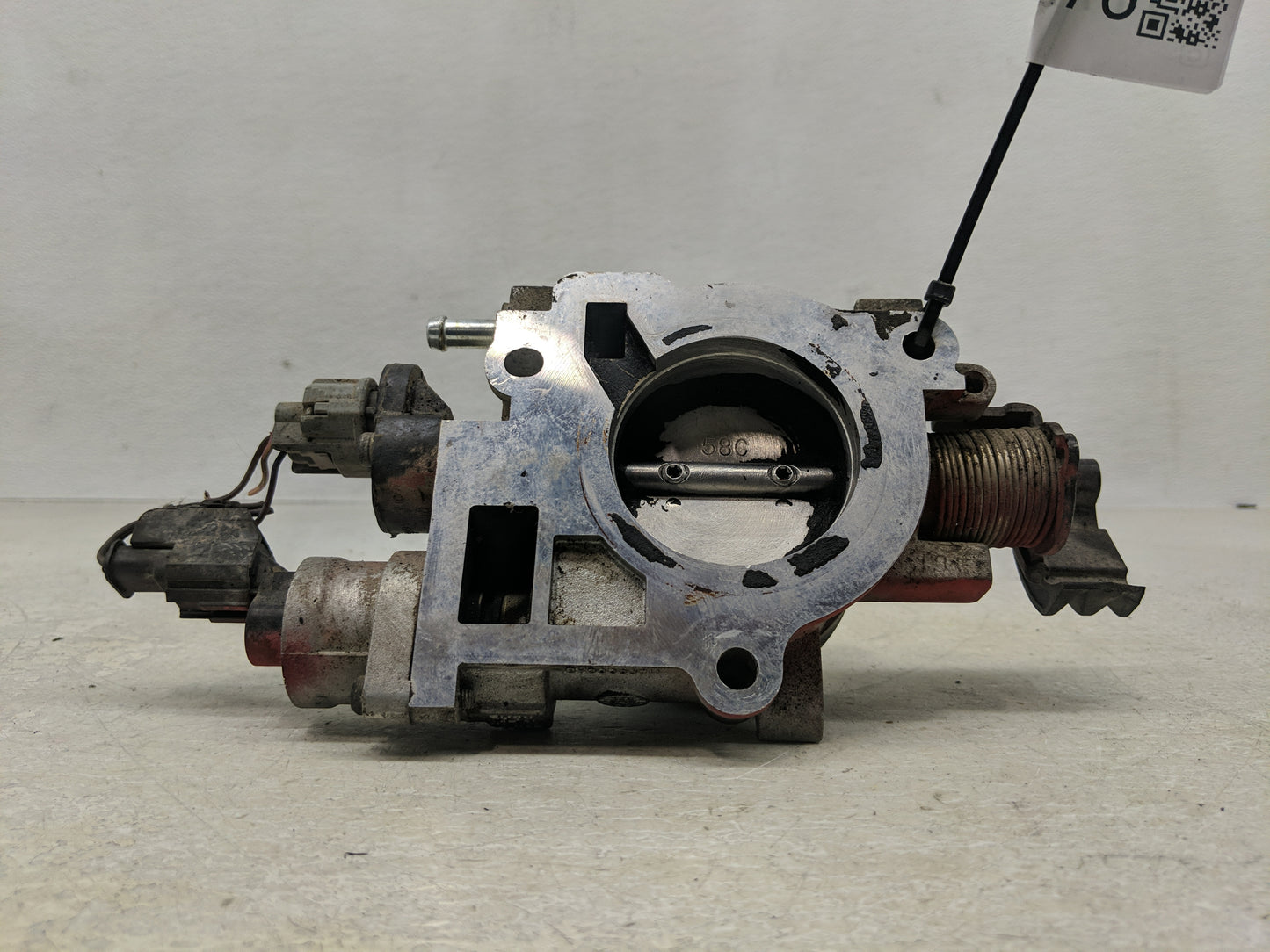 2004-2006 Toyota Sienna Throttle Body Fits Fits 2003 2004 2005 2006 2007 2008 2009 2010 OEM Used Auto Parts - Oemusedautopar