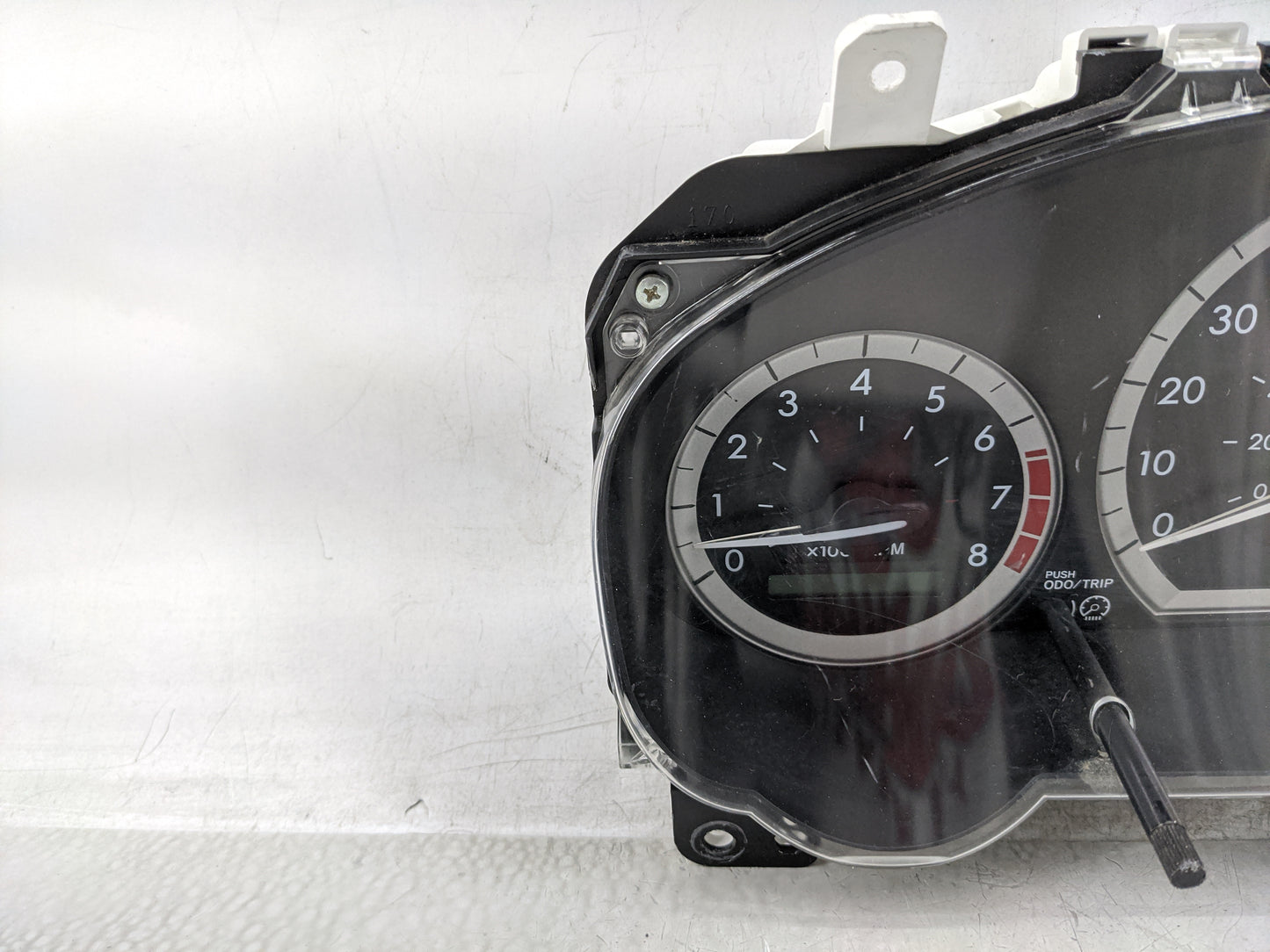 2004-2005 Toyota Sienna Instrument Cluster Speedometer Gauges P/N:83800-08150-00 Fits Fits 2004 2005 OEM Used Auto Parts - O