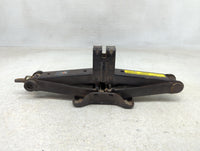 2004 Toyota Sienna Spare Scissor Car Jack - Oemusedautoparts1.com