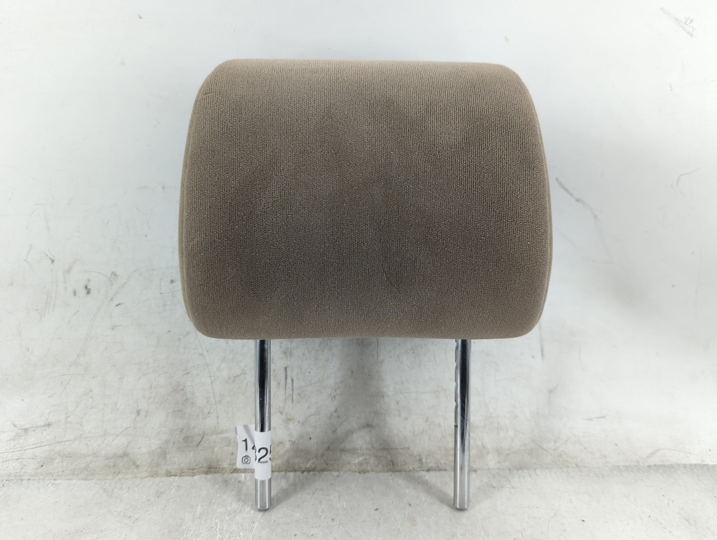 2004 Toyota Sienna Headrest Head Rest Rear Seat Fits OEM Used Auto Parts - Oemusedautoparts1.com