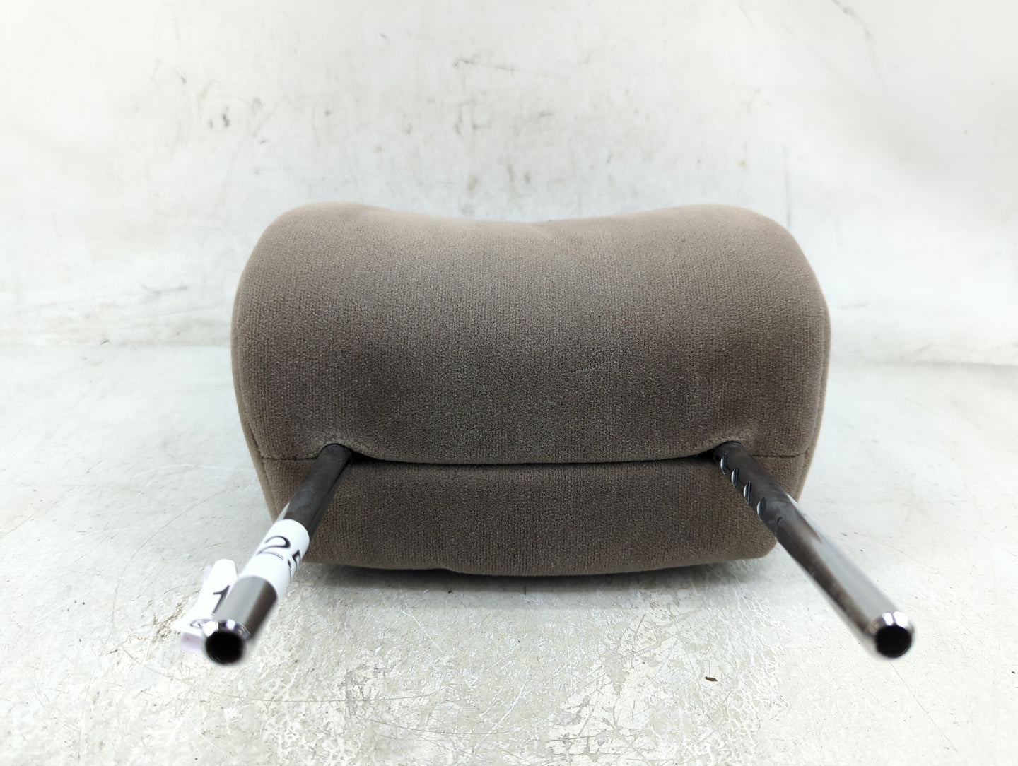 2004 Toyota Sienna Headrest Head Rest Rear Seat Fits OEM Used Auto Parts - Oemusedautoparts1.com