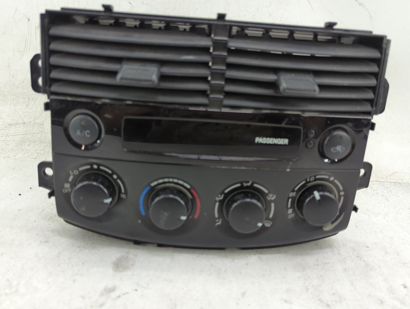 2004 Toyota Sienna Climate Control Module Temperature AC/Heater Replacement P/N:84010-08010 3E0210F Fits OEM Used Auto Parts